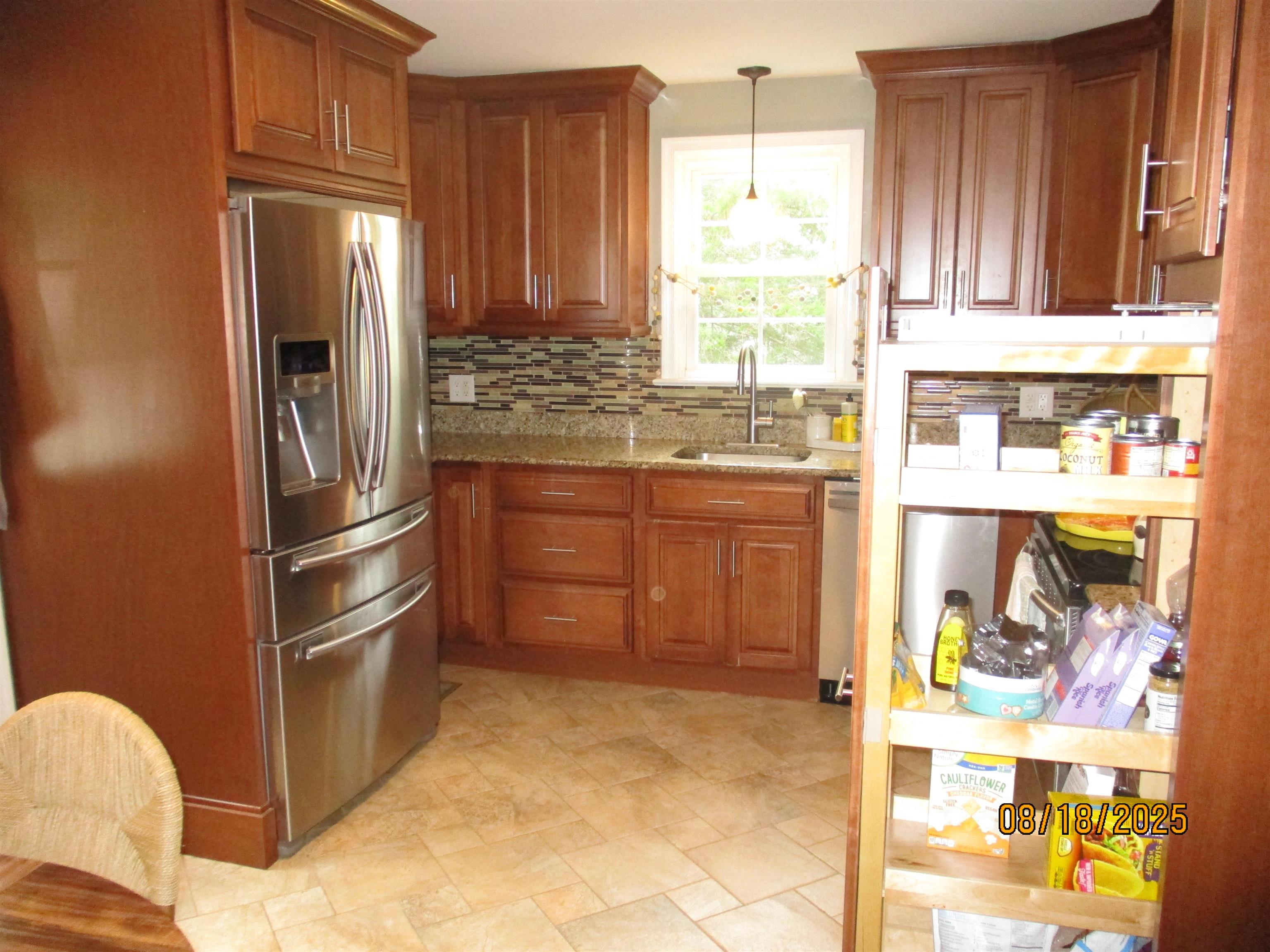 607 MAGNOLIA AVE, WAYNESBORO, Virginia 22980, 4 Bedrooms Bedrooms, ,2 BathroomsBathrooms,Residential,Tree Street Bungalow,607 MAGNOLIA AVE,668133 MLS # 668133