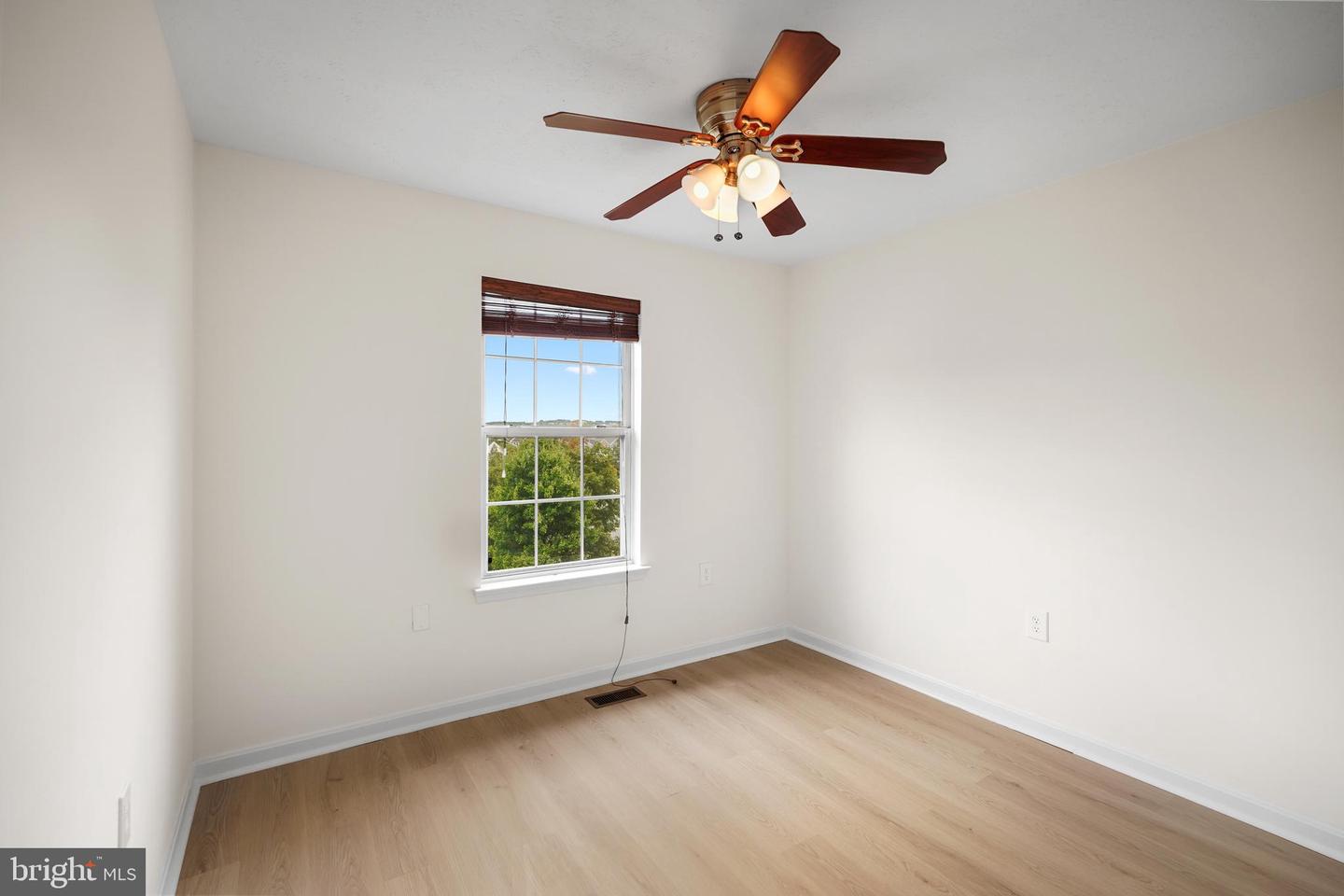604 TAMMY TER SE, LEESBURG, Virginia 20175, 3 Bedrooms Bedrooms, ,2 BathroomsBathrooms,Residential,For sale,604 TAMMY TER SE,VALO2101456 MLS # VALO2101456