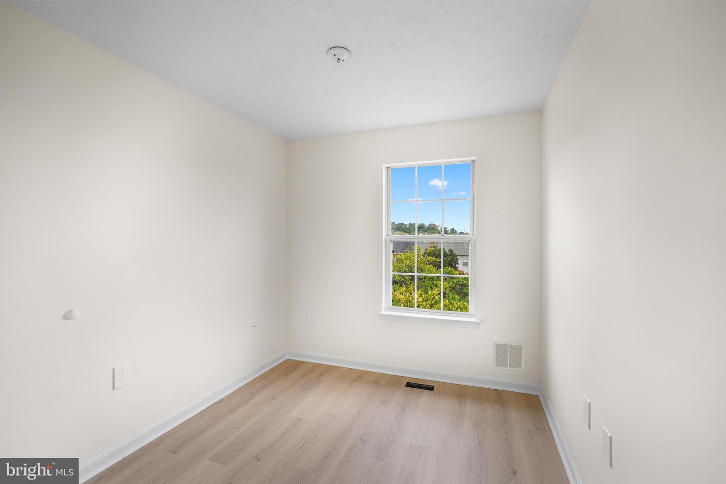 604 TAMMY TER SE, LEESBURG, Virginia 20175, 3 Bedrooms Bedrooms, ,2 BathroomsBathrooms,Residential,For sale,604 TAMMY TER SE,VALO2101456 MLS # VALO2101456