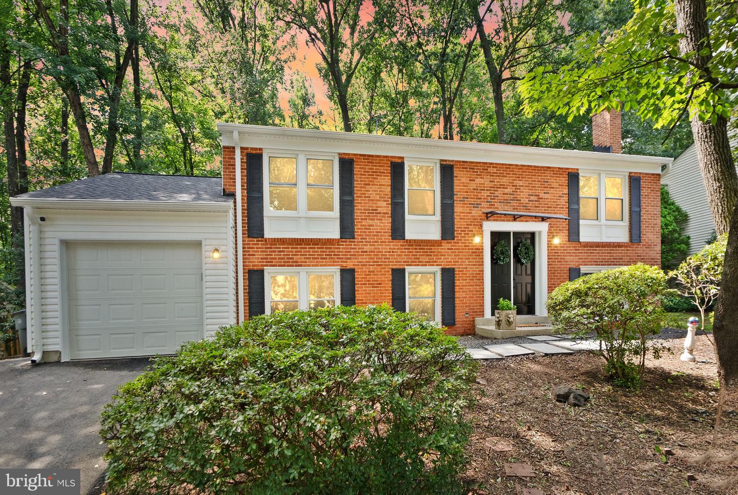 12605 OLD DORM PL, HERNDON, Virginia 20170, 4 Bedrooms Bedrooms, ,3 BathroomsBathrooms,Residential,For sale,12605 OLD DORM PL,VAFX2254672 MLS # VAFX2254672