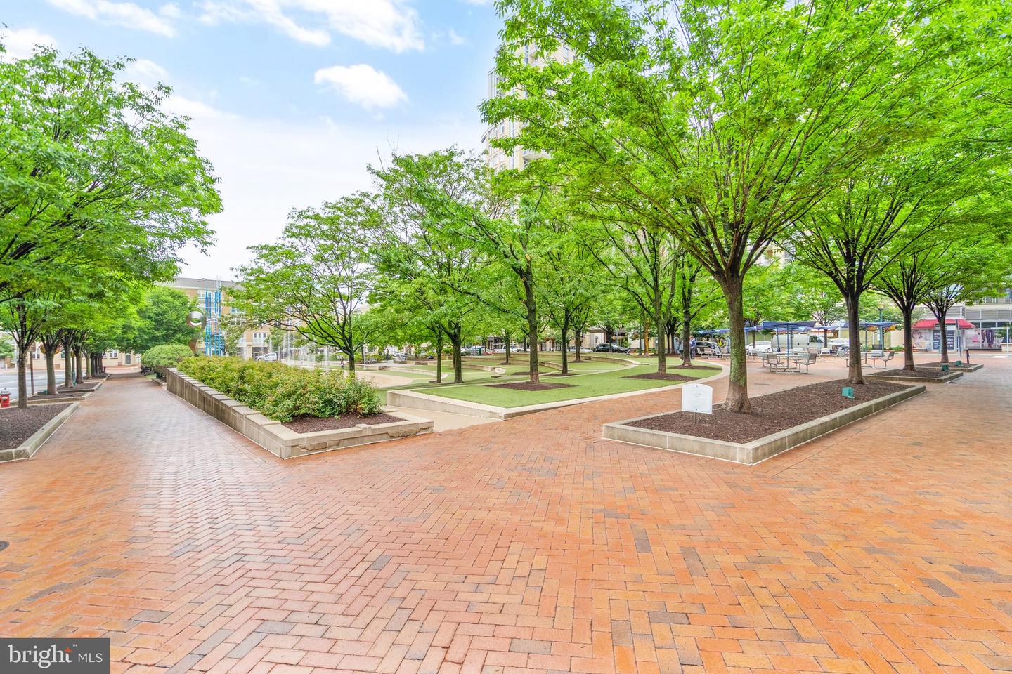 12605 OLD DORM PL, HERNDON, Virginia 20170, 4 Bedrooms Bedrooms, ,3 BathroomsBathrooms,Residential,For sale,12605 OLD DORM PL,VAFX2254672 MLS # VAFX2254672