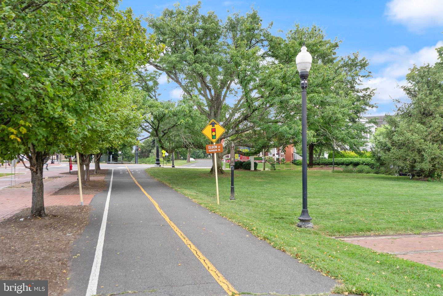 12605 OLD DORM PL, HERNDON, Virginia 20170, 4 Bedrooms Bedrooms, ,3 BathroomsBathrooms,Residential,For sale,12605 OLD DORM PL,VAFX2254672 MLS # VAFX2254672