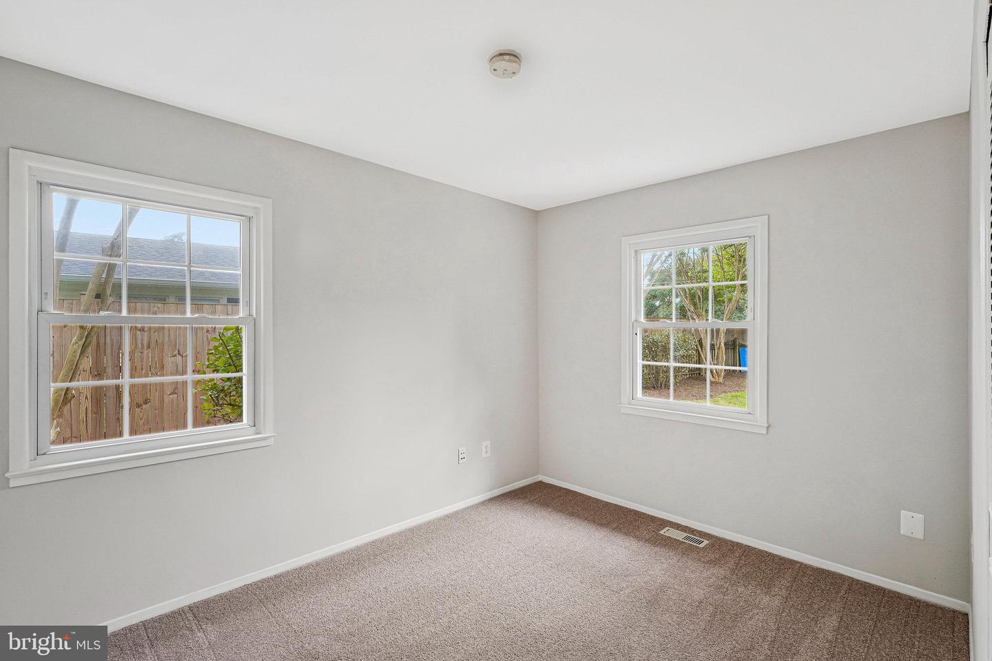 13301 POINT PLEASANT DR, FAIRFAX, Virginia 22033, 5 Bedrooms Bedrooms, ,2 BathroomsBathrooms,Residential,For sale,13301 POINT PLEASANT DR,VAFX2254936 MLS # VAFX2254936