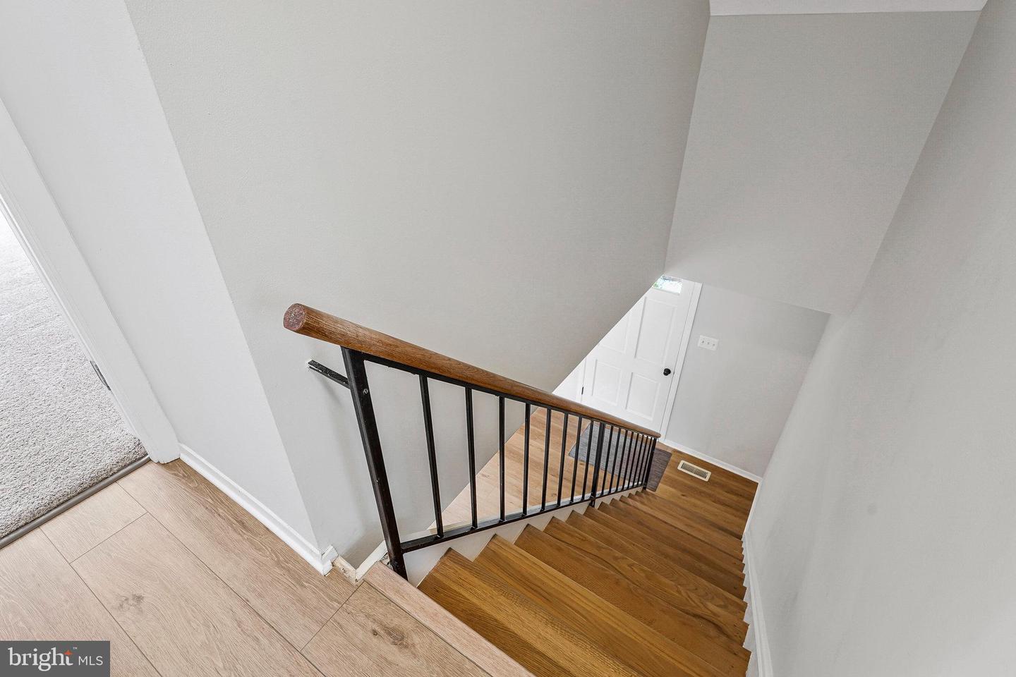 13301 POINT PLEASANT DR, FAIRFAX, Virginia 22033, 5 Bedrooms Bedrooms, ,2 BathroomsBathrooms,Residential,For sale,13301 POINT PLEASANT DR,VAFX2254936 MLS # VAFX2254936