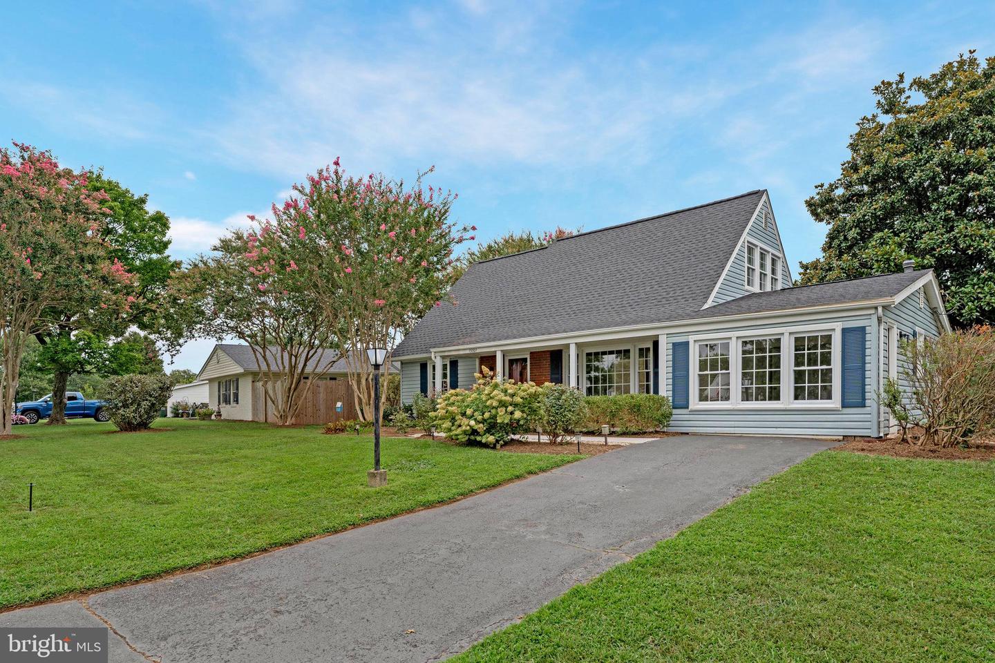 13301 POINT PLEASANT DR, FAIRFAX, Virginia 22033, 5 Bedrooms Bedrooms, ,2 BathroomsBathrooms,Residential,For sale,13301 POINT PLEASANT DR,VAFX2254936 MLS # VAFX2254936