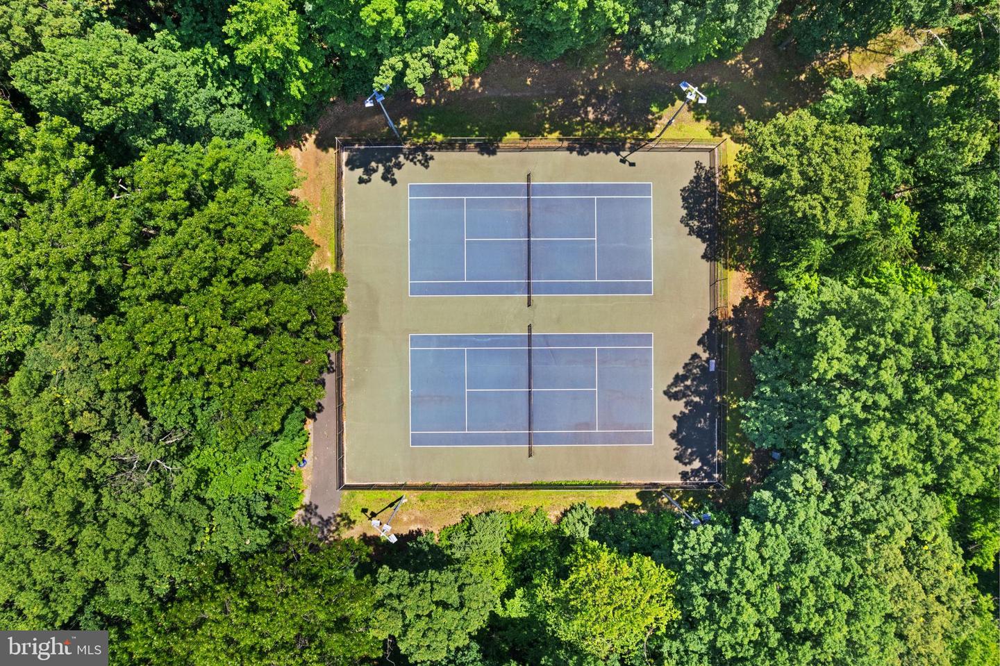 13301 POINT PLEASANT DR, FAIRFAX, Virginia 22033, 5 Bedrooms Bedrooms, ,2 BathroomsBathrooms,Residential,For sale,13301 POINT PLEASANT DR,VAFX2254936 MLS # VAFX2254936