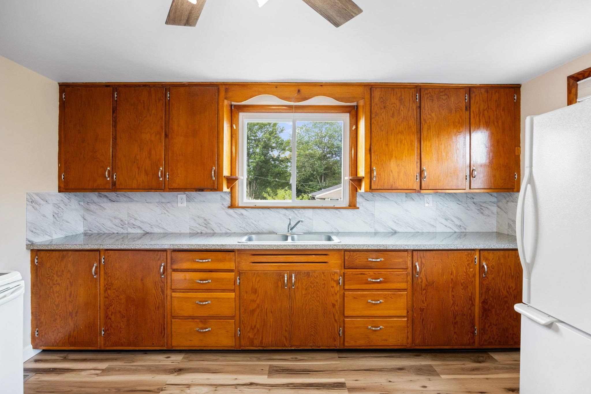 2015 MOUNTAIN VALLEY RD, KEEZLETOWN, Virginia 22832, 3 Bedrooms Bedrooms, ,1 BathroomBathrooms,Residential,2015 MOUNTAIN VALLEY RD,668122 MLS # 668122