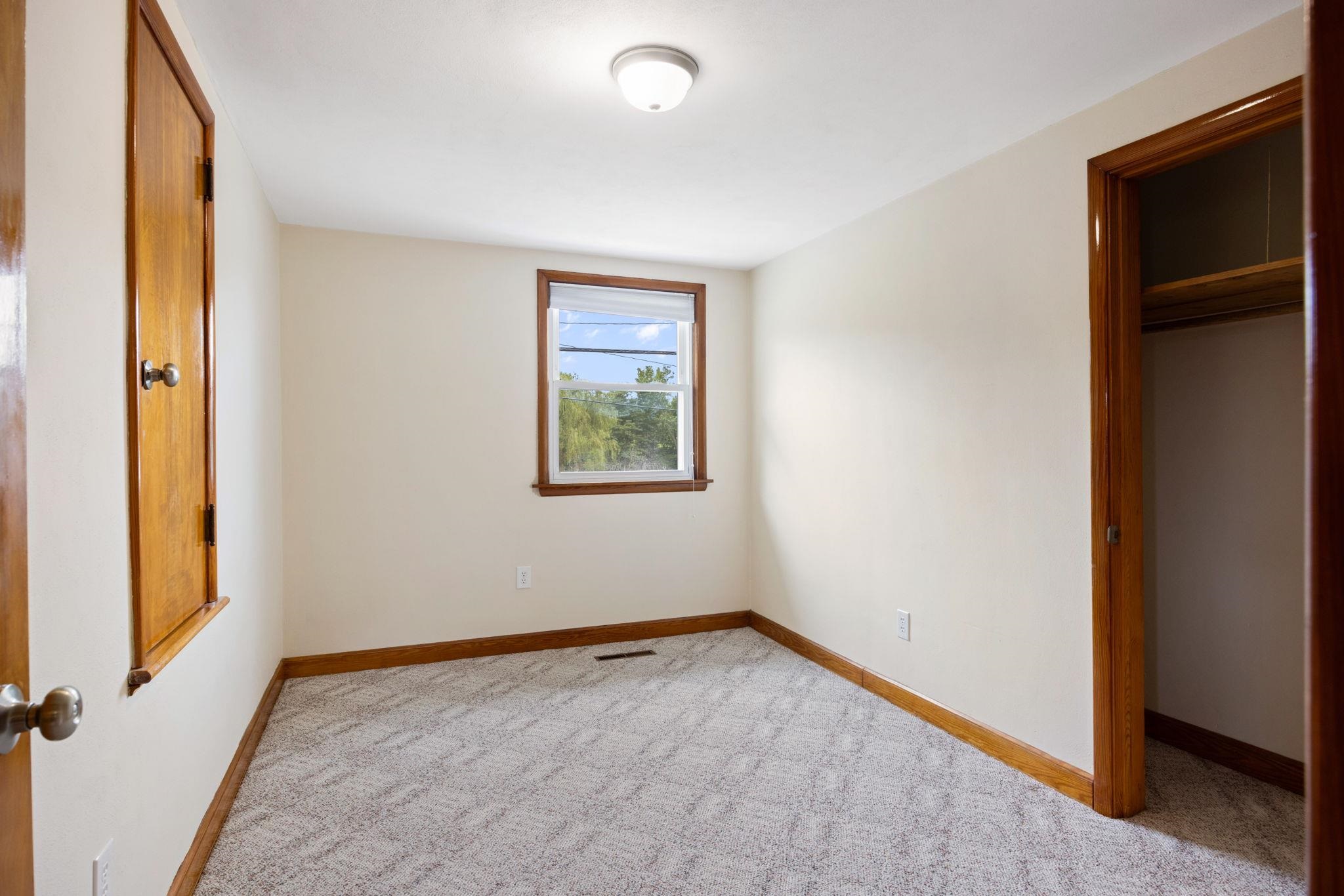 2015 MOUNTAIN VALLEY RD, KEEZLETOWN, Virginia 22832, 3 Bedrooms Bedrooms, ,1 BathroomBathrooms,Residential,2015 MOUNTAIN VALLEY RD,668122 MLS # 668122