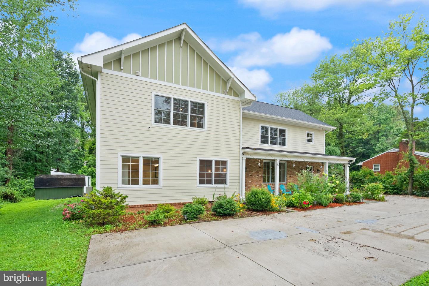 5104 BIRCH LN, ANNANDALE, Virginia 22003, 5 Bedrooms Bedrooms, ,4 BathroomsBathrooms,Residential,For sale,5104 BIRCH LN,VAFX2256010 MLS # VAFX2256010