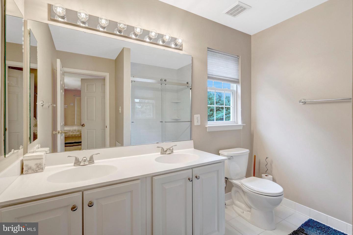 26221 LANDS END DR, CHANTILLY, Virginia 20152, 4 Bedrooms Bedrooms, 15 Rooms Rooms,2 BathroomsBathrooms,Residential,For sale,26221 LANDS END DR,VALO2102888 MLS # VALO2102888