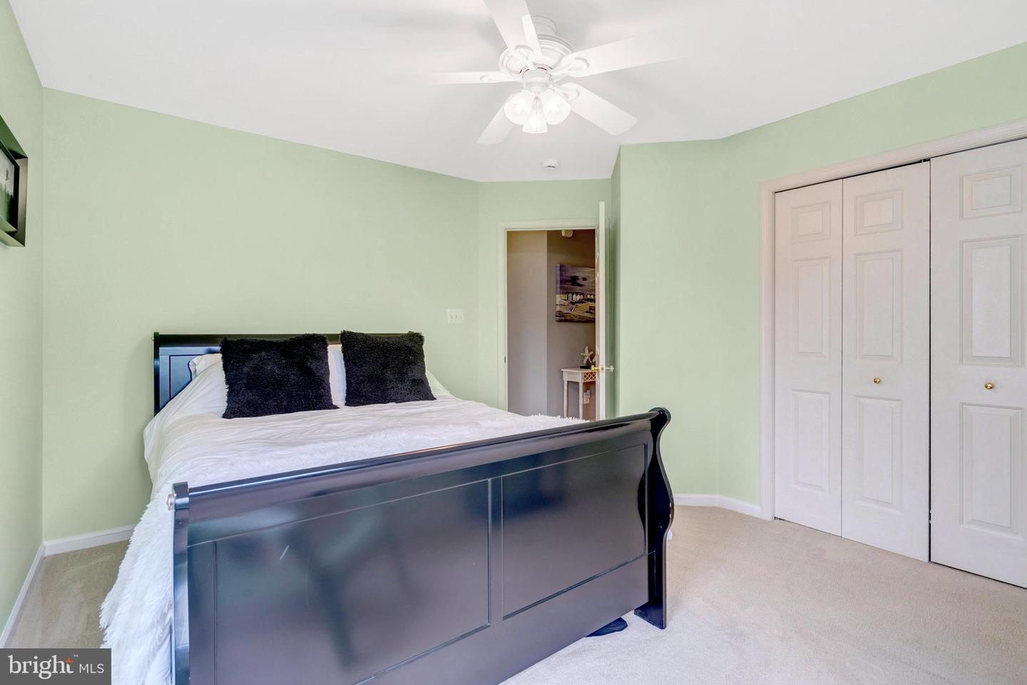 26221 LANDS END DR, CHANTILLY, Virginia 20152, 4 Bedrooms Bedrooms, 15 Rooms Rooms,2 BathroomsBathrooms,Residential,For sale,26221 LANDS END DR,VALO2102888 MLS # VALO2102888