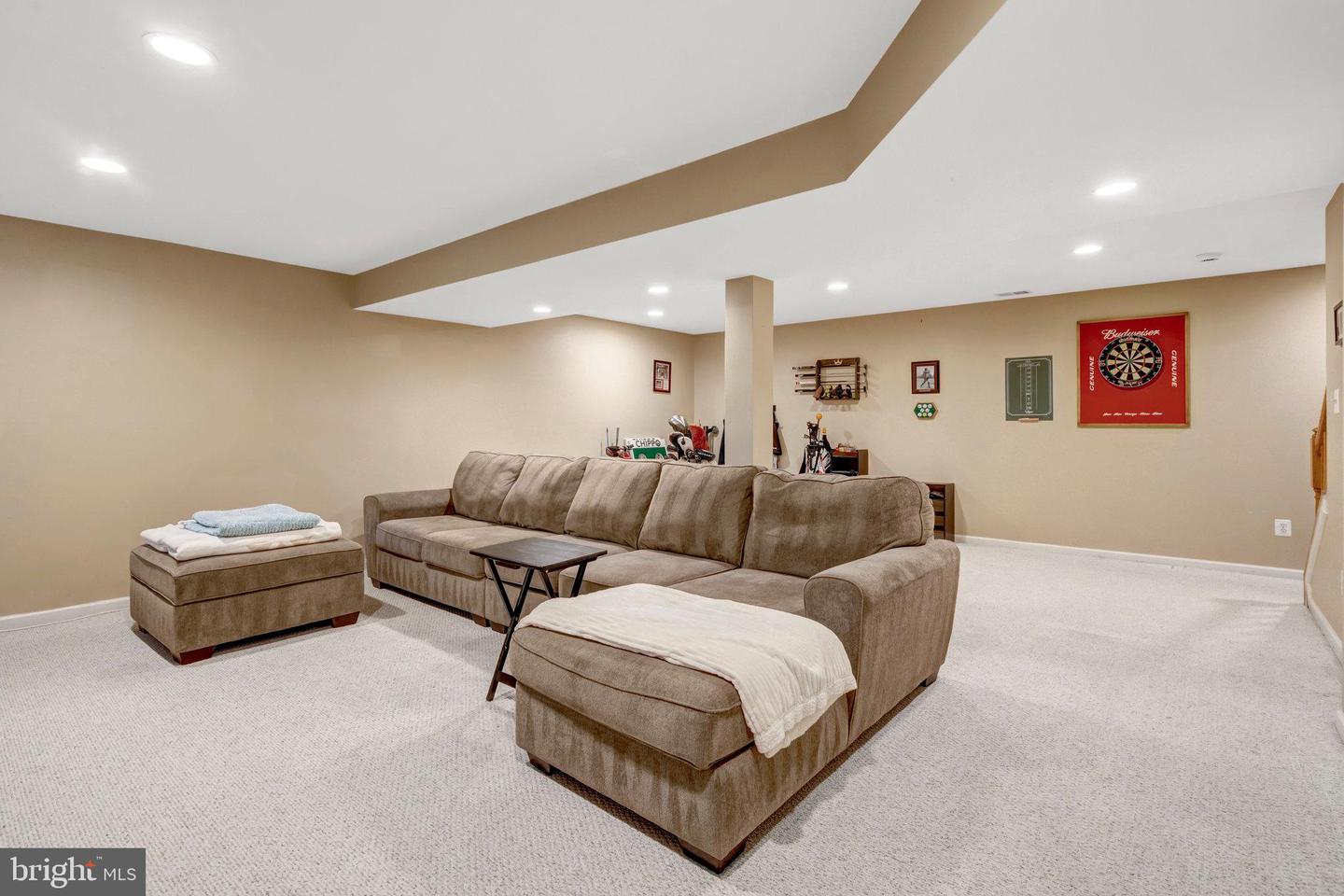 26221 LANDS END DR, CHANTILLY, Virginia 20152, 4 Bedrooms Bedrooms, 15 Rooms Rooms,2 BathroomsBathrooms,Residential,For sale,26221 LANDS END DR,VALO2102888 MLS # VALO2102888