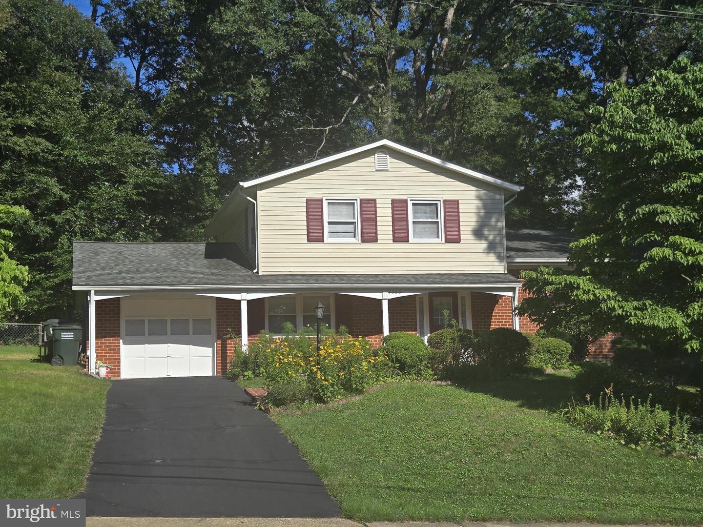 4203 KILBOURNE DR, FAIRFAX, Virginia 22032, 4 Bedrooms Bedrooms, 4 Rooms Rooms,2 BathroomsBathrooms,Residential,For sale,4203 KILBOURNE DR,VAFX2257126 MLS # VAFX2257126