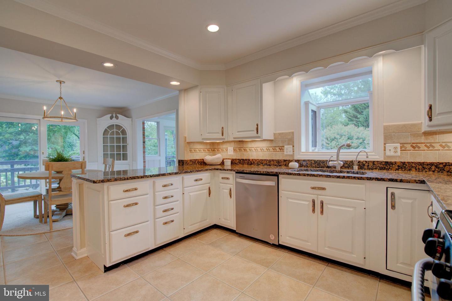 10405 TRUMPETER CT, VIENNA, Virginia 22182, ,Residential,For sale,10405 TRUMPETER CT,VAFX2257690 MLS # VAFX2257690