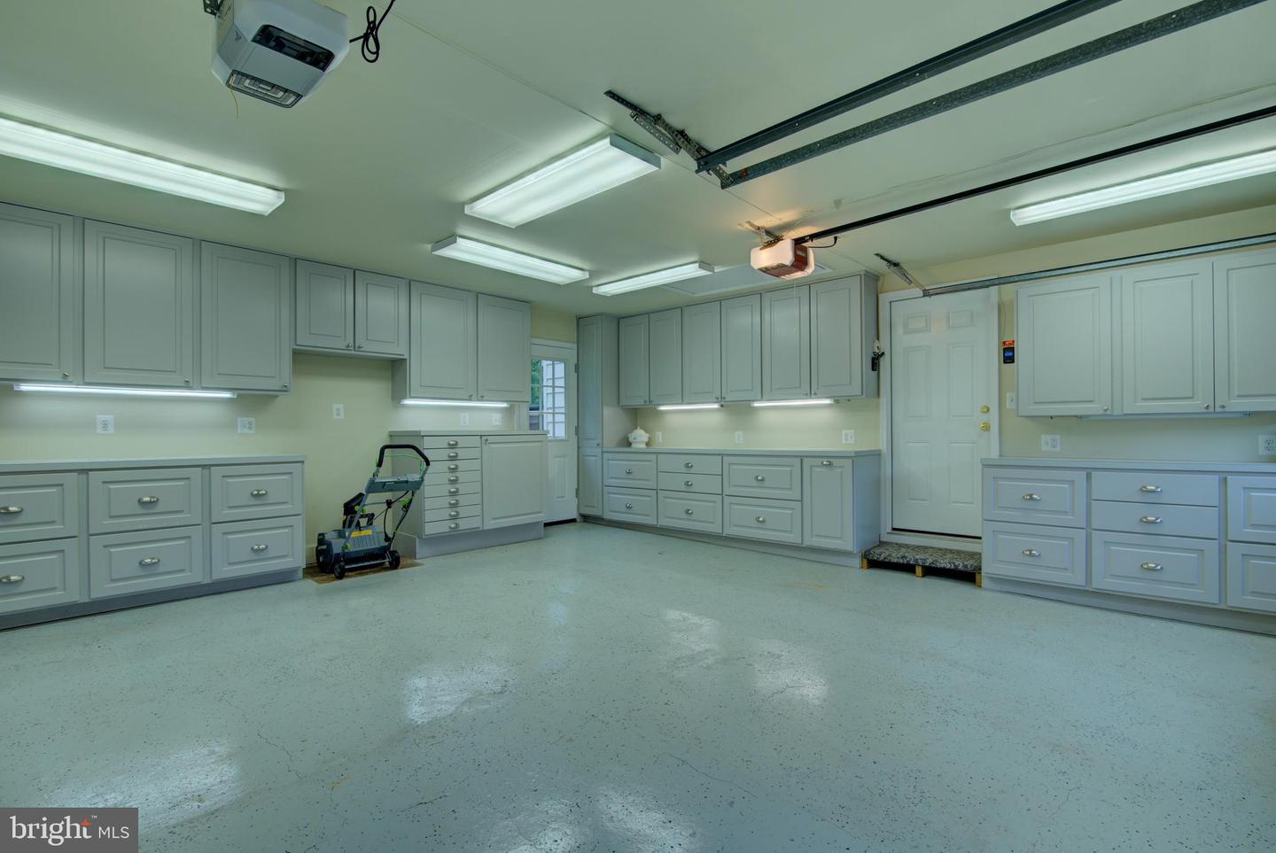10405 TRUMPETER CT, VIENNA, Virginia 22182, ,Residential,For sale,10405 TRUMPETER CT,VAFX2257690 MLS # VAFX2257690