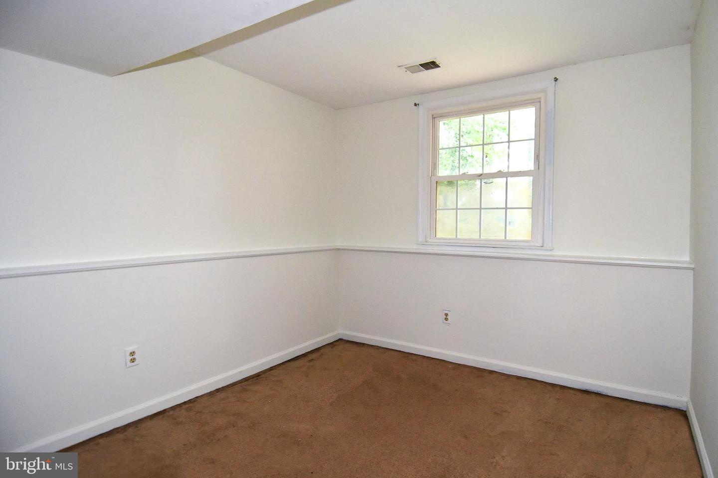 12703 LONGLEAF LN, HERNDON, Virginia 20170, 4 Bedrooms Bedrooms, ,2 BathroomsBathrooms,Residential,For sale,12703 LONGLEAF LN,VAFX2257702 MLS # VAFX2257702