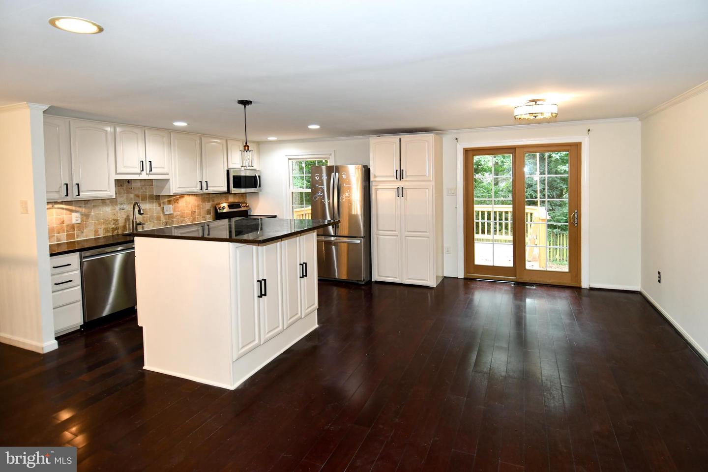 12703 LONGLEAF LN, HERNDON, Virginia 20170, 4 Bedrooms Bedrooms, ,2 BathroomsBathrooms,Residential,For sale,12703 LONGLEAF LN,VAFX2257702 MLS # VAFX2257702