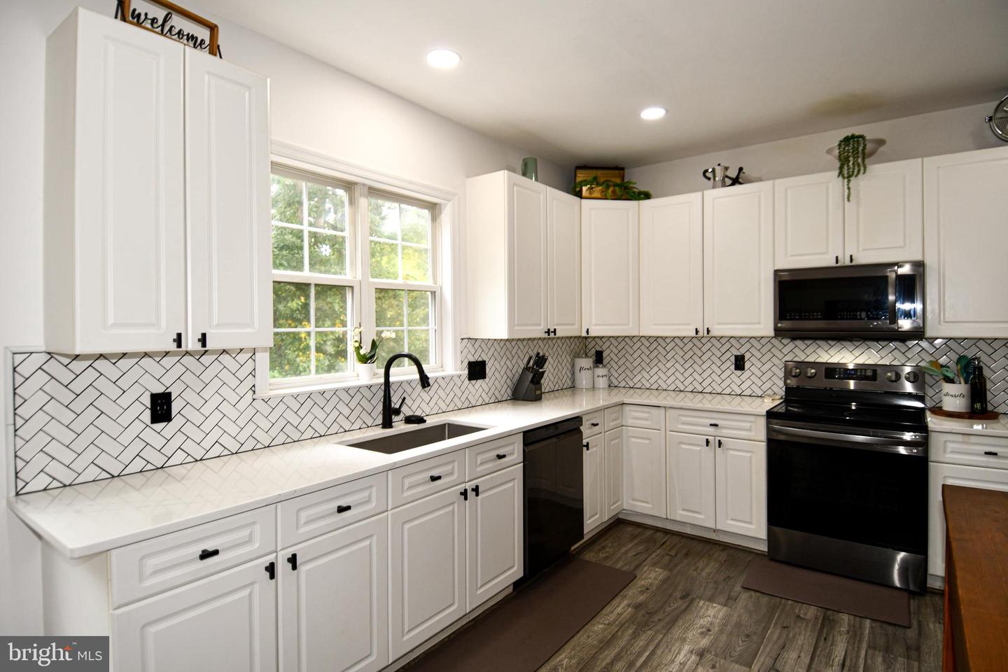 809 TWIN BROOK LN, STAFFORD, Virginia 22554, 3 Bedrooms Bedrooms, ,3 BathroomsBathrooms,Residential,For sale,809 TWIN BROOK LN,VAST2041192 MLS # VAST2041192