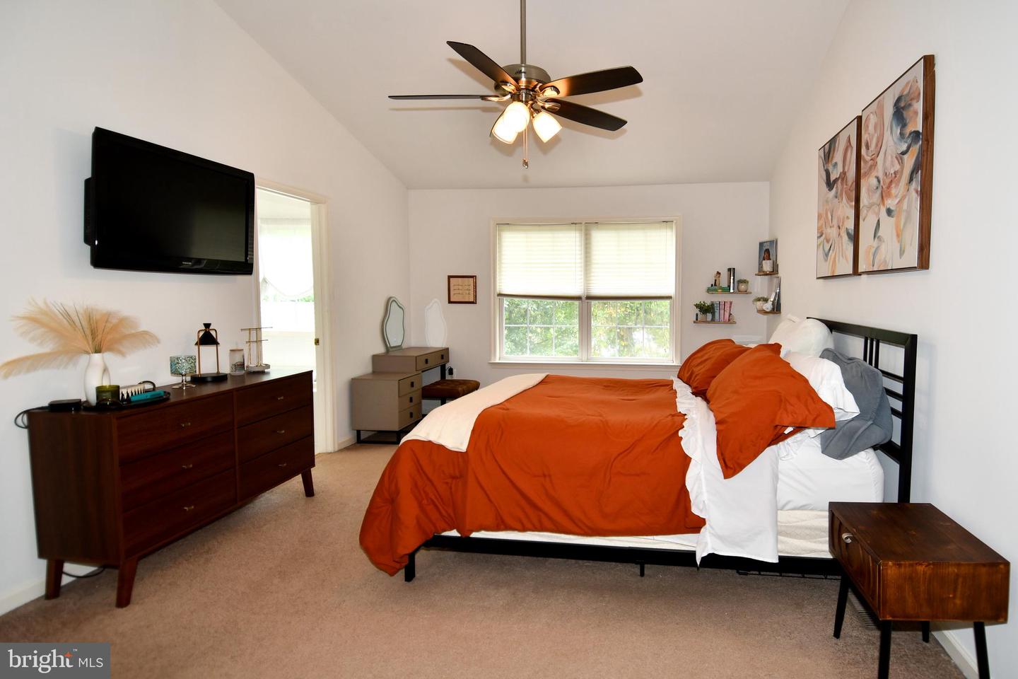 809 TWIN BROOK LN, STAFFORD, Virginia 22554, 3 Bedrooms Bedrooms, ,3 BathroomsBathrooms,Residential,For sale,809 TWIN BROOK LN,VAST2041192 MLS # VAST2041192