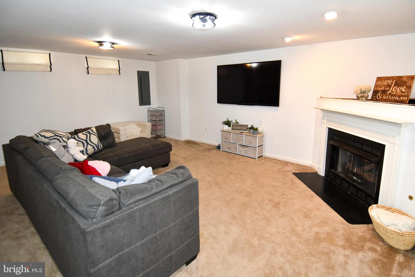 809 TWIN BROOK LN, STAFFORD, Virginia 22554, 3 Bedrooms Bedrooms, ,3 BathroomsBathrooms,Residential,For sale,809 TWIN BROOK LN,VAST2041192 MLS # VAST2041192