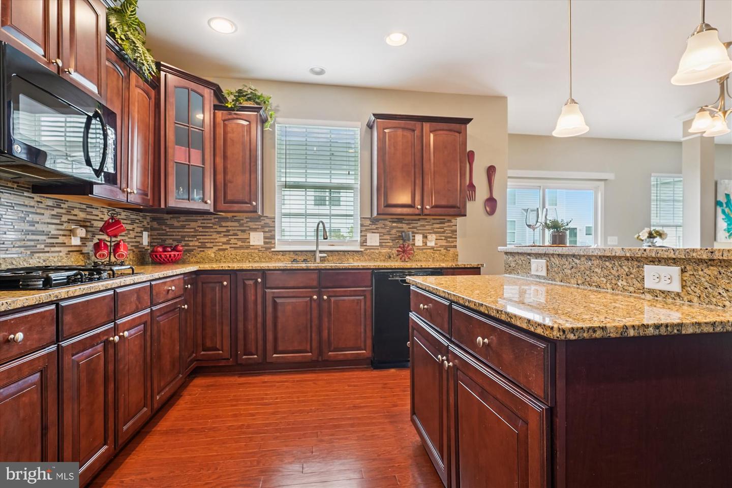 15017 SPRIGGS VALLEY CT, WOODBRIDGE, Virginia 22193, 5 Bedrooms Bedrooms, 9 Rooms Rooms,4 BathroomsBathrooms,Residential,For sale,15017 SPRIGGS VALLEY CT,VAPW2100198 MLS # VAPW2100198