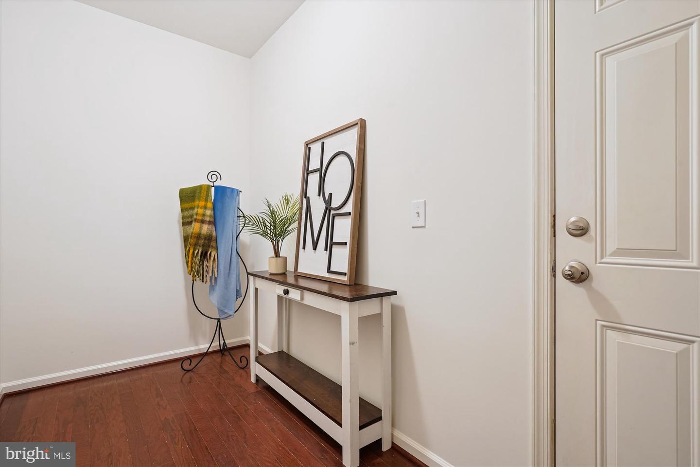 15017 SPRIGGS VALLEY CT, WOODBRIDGE, Virginia 22193, 5 Bedrooms Bedrooms, 9 Rooms Rooms,4 BathroomsBathrooms,Residential,For sale,15017 SPRIGGS VALLEY CT,VAPW2100198 MLS # VAPW2100198