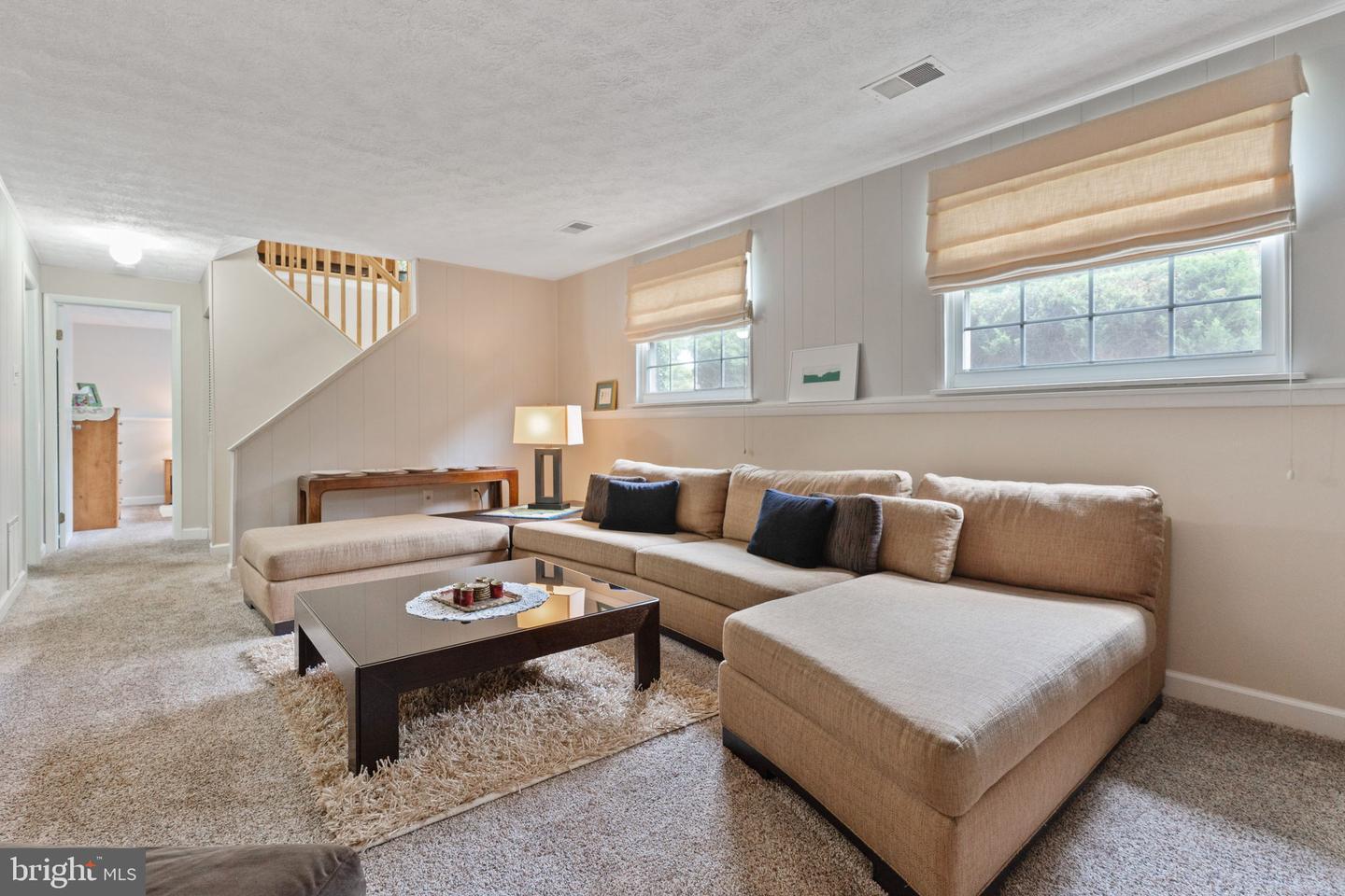 9810 BRIGHTLEA DR, VIENNA, Virginia 22181, 4 Bedrooms Bedrooms, 6 Rooms Rooms,2 BathroomsBathrooms,Residential,For sale,9810 BRIGHTLEA DR,VAFX2258072 MLS # VAFX2258072