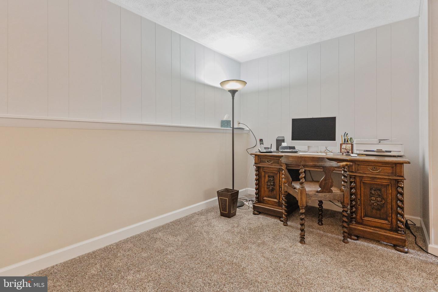 9810 BRIGHTLEA DR, VIENNA, Virginia 22181, 4 Bedrooms Bedrooms, 6 Rooms Rooms,2 BathroomsBathrooms,Residential,For sale,9810 BRIGHTLEA DR,VAFX2258072 MLS # VAFX2258072