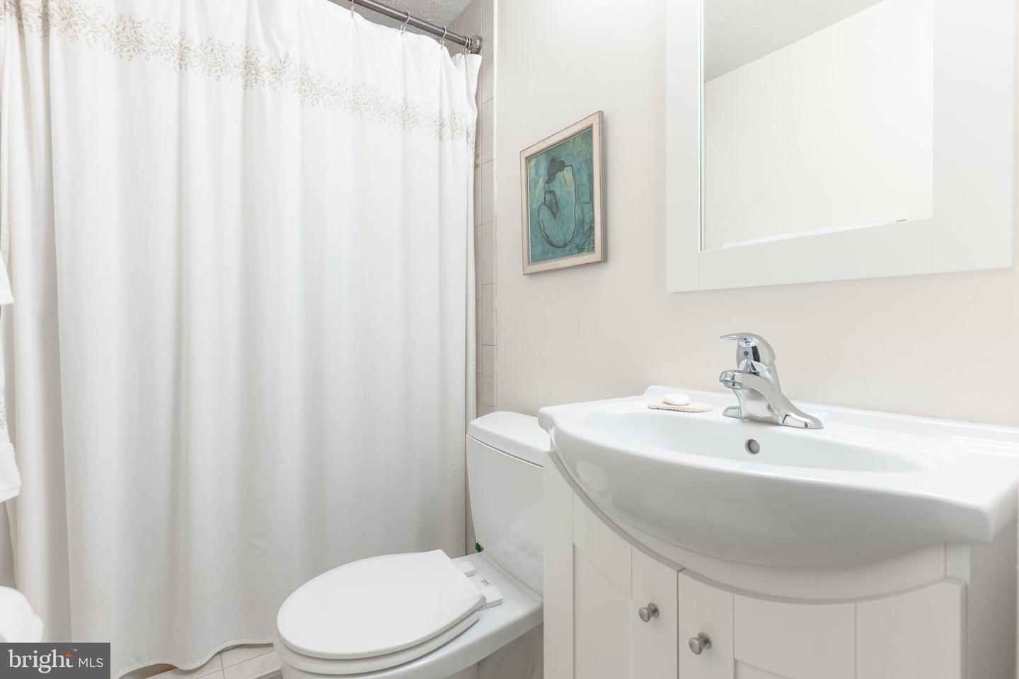 9810 BRIGHTLEA DR, VIENNA, Virginia 22181, 4 Bedrooms Bedrooms, 6 Rooms Rooms,2 BathroomsBathrooms,Residential,For sale,9810 BRIGHTLEA DR,VAFX2258072 MLS # VAFX2258072