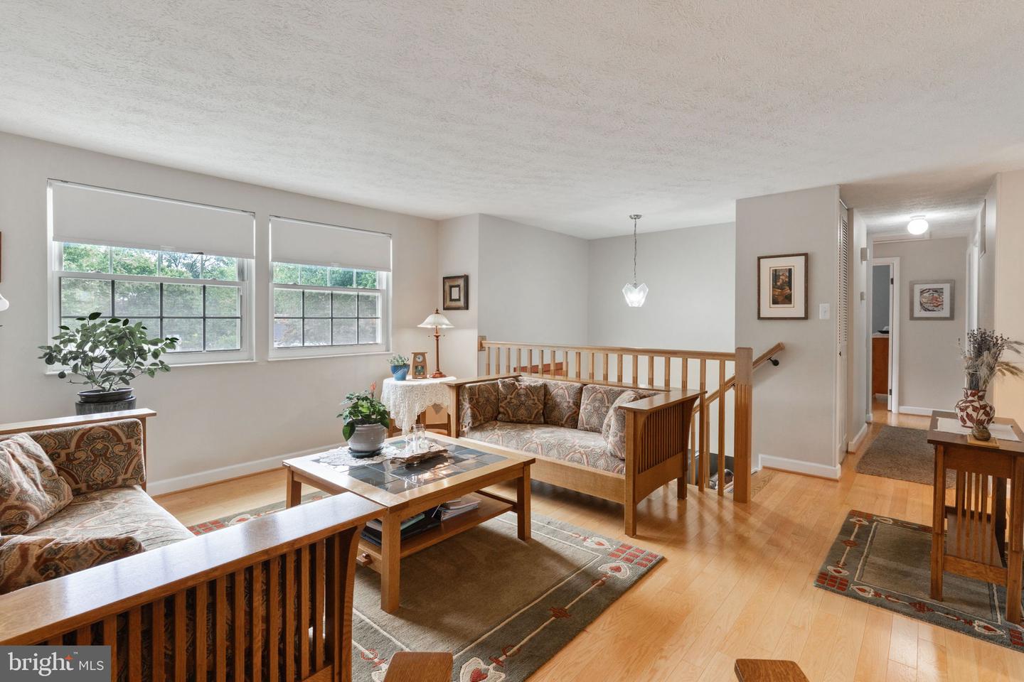 9810 BRIGHTLEA DR, VIENNA, Virginia 22181, 4 Bedrooms Bedrooms, 6 Rooms Rooms,2 BathroomsBathrooms,Residential,For sale,9810 BRIGHTLEA DR,VAFX2258072 MLS # VAFX2258072