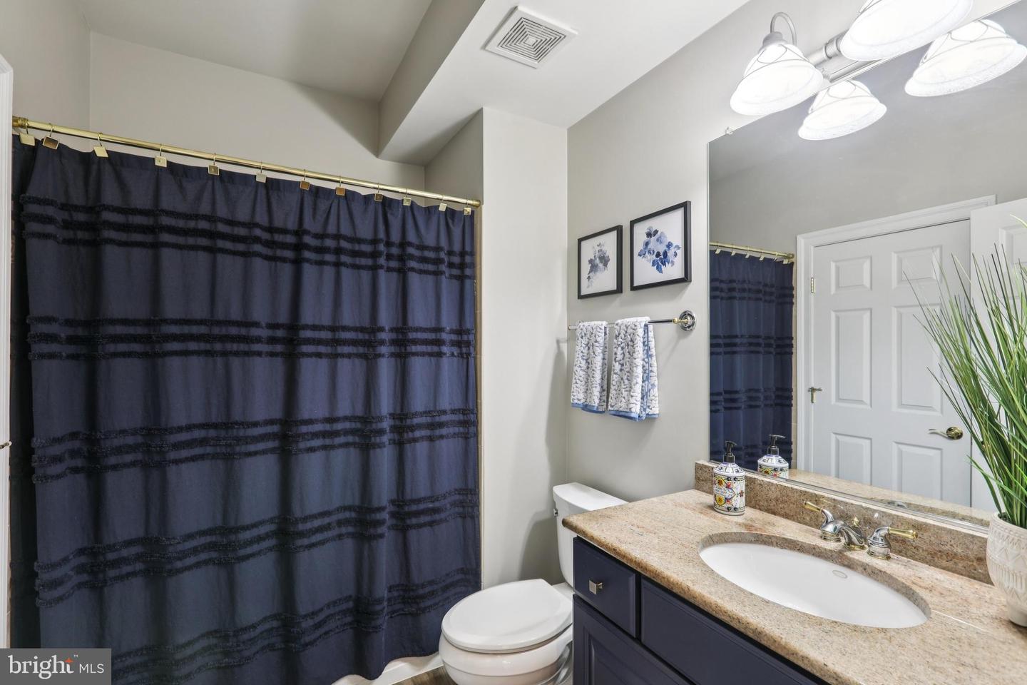 42804 APPALOOSA TRAIL CT, CHANTILLY, Virginia 20152, 5 Bedrooms Bedrooms, ,5 BathroomsBathrooms,Residential,For sale,42804 APPALOOSA TRAIL CT,VALO2103512 MLS # VALO2103512