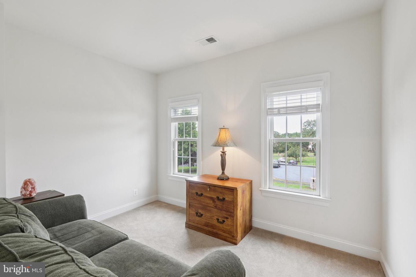 42804 APPALOOSA TRAIL CT, CHANTILLY, Virginia 20152, 5 Bedrooms Bedrooms, ,5 BathroomsBathrooms,Residential,For sale,42804 APPALOOSA TRAIL CT,VALO2103512 MLS # VALO2103512