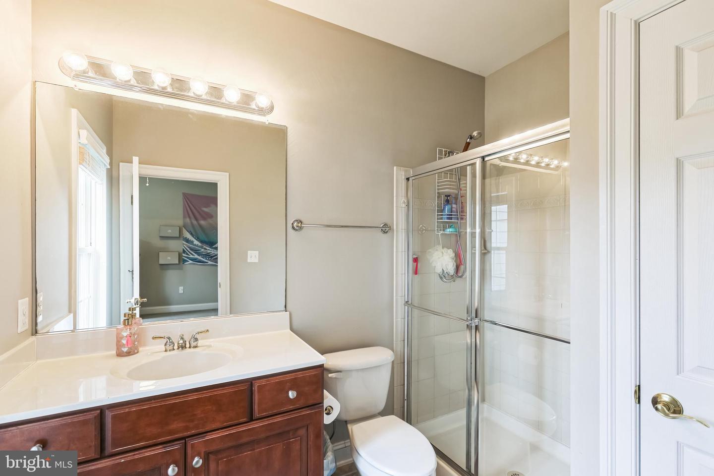 42804 APPALOOSA TRAIL CT, CHANTILLY, Virginia 20152, 5 Bedrooms Bedrooms, ,5 BathroomsBathrooms,Residential,For sale,42804 APPALOOSA TRAIL CT,VALO2103512 MLS # VALO2103512