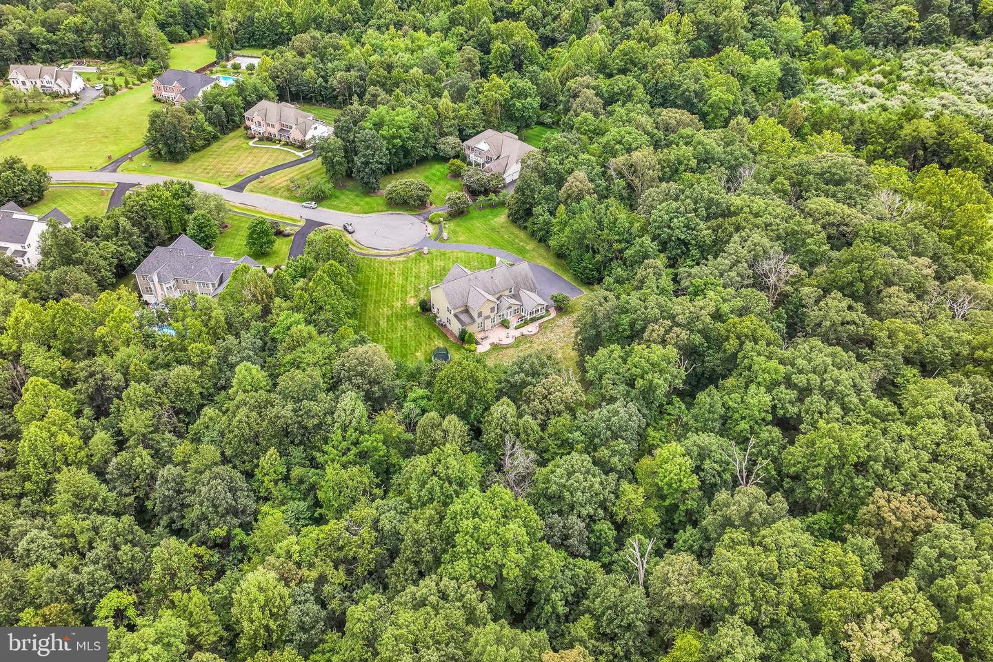 42804 APPALOOSA TRAIL CT, CHANTILLY, Virginia 20152, 5 Bedrooms Bedrooms, ,5 BathroomsBathrooms,Residential,For sale,42804 APPALOOSA TRAIL CT,VALO2103512 MLS # VALO2103512