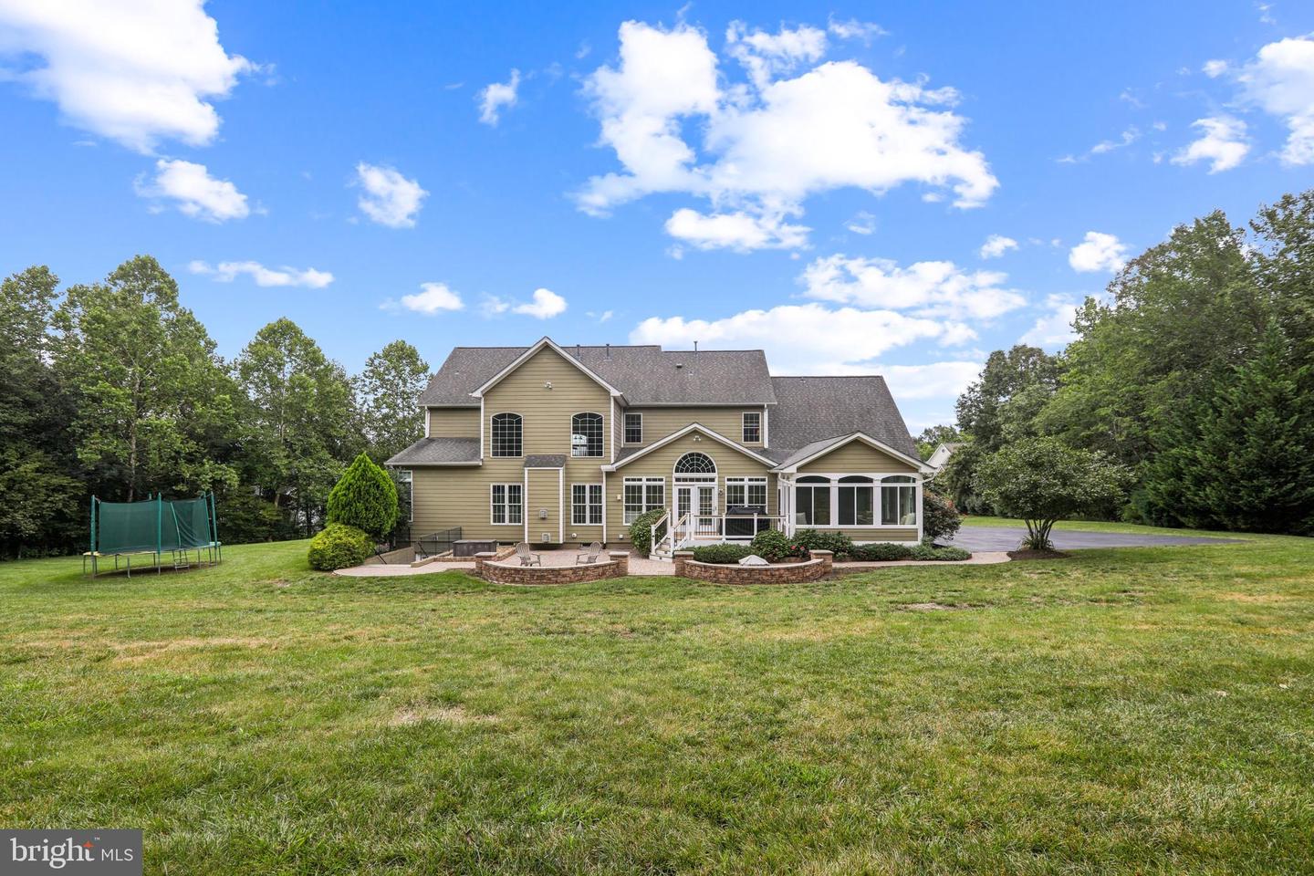 42804 APPALOOSA TRAIL CT, CHANTILLY, Virginia 20152, 5 Bedrooms Bedrooms, ,5 BathroomsBathrooms,Residential,For sale,42804 APPALOOSA TRAIL CT,VALO2103512 MLS # VALO2103512
