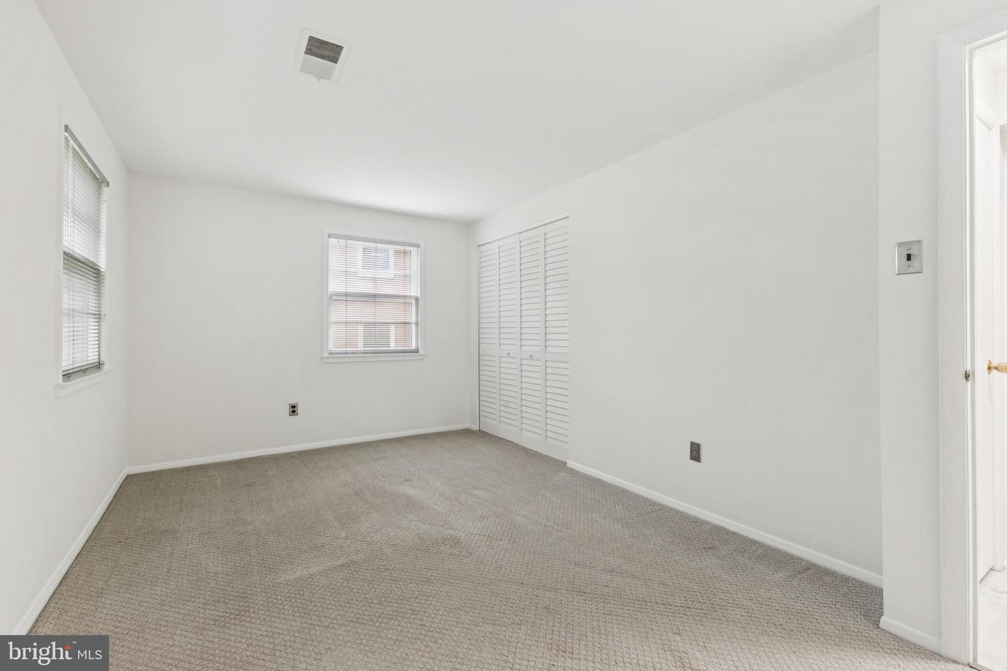 13719 MCGILL DR, CHANTILLY, Virginia 20151, 4 Bedrooms Bedrooms, ,2 BathroomsBathrooms,Residential,For sale,13719 MCGILL DR,VAFX2258856 MLS # VAFX2258856