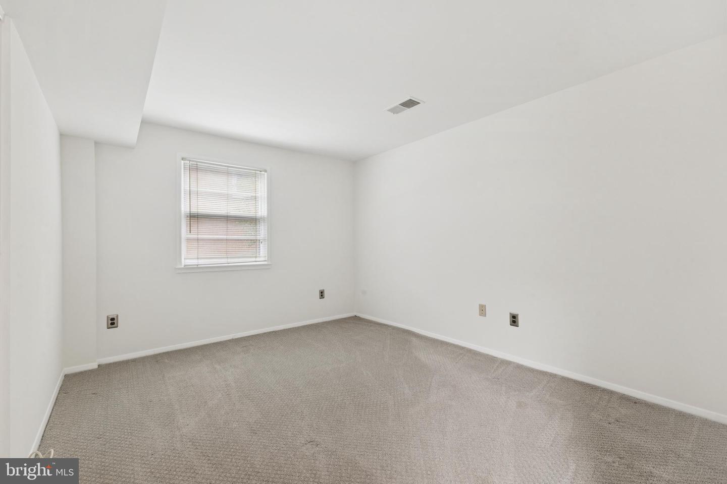 13719 MCGILL DR, CHANTILLY, Virginia 20151, 4 Bedrooms Bedrooms, ,2 BathroomsBathrooms,Residential,For sale,13719 MCGILL DR,VAFX2258856 MLS # VAFX2258856