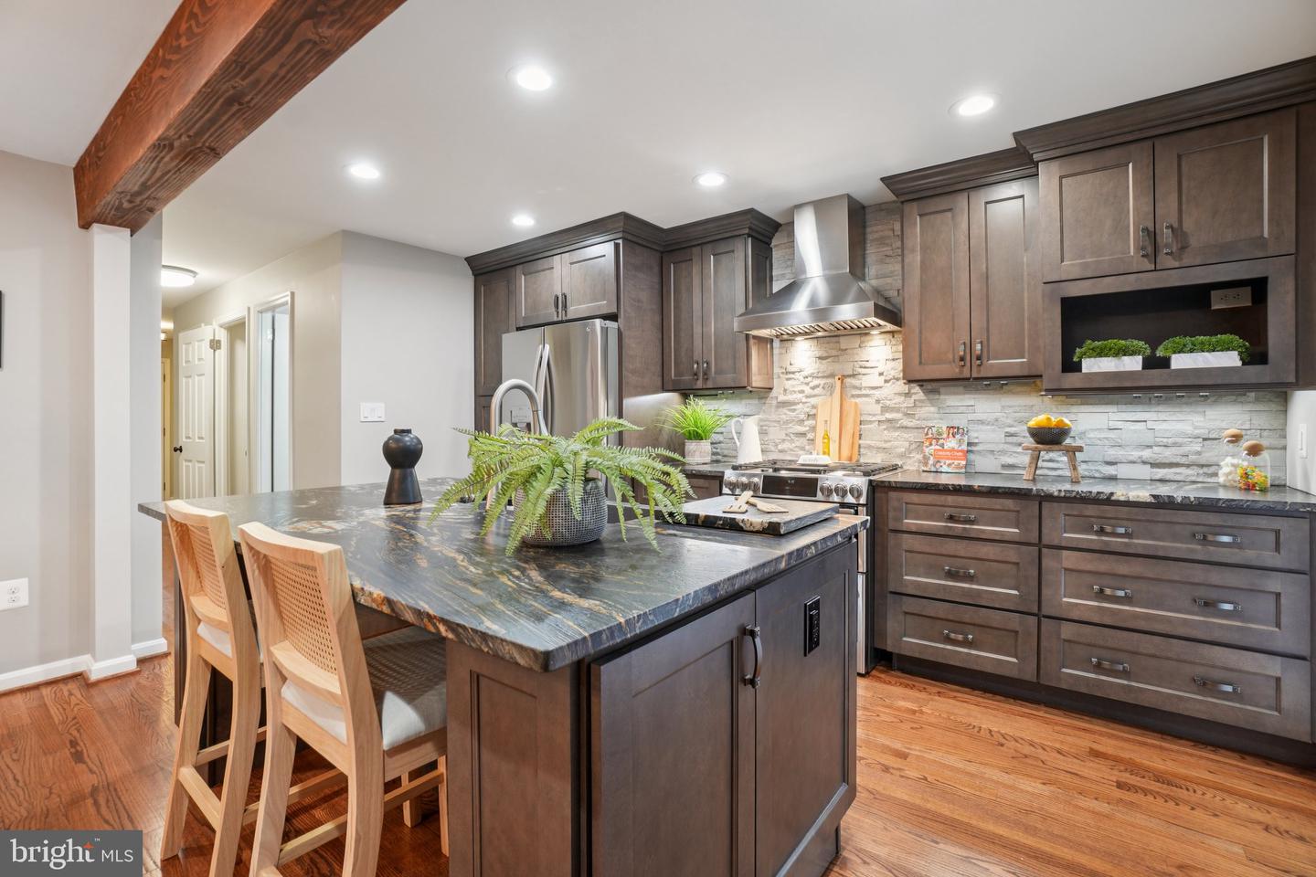 3321 SPRING LN, FALLS CHURCH, Virginia 22041, 3 Bedrooms Bedrooms, ,2 BathroomsBathrooms,Residential,For sale,3321 SPRING LN,VAFX2258930 MLS # VAFX2258930