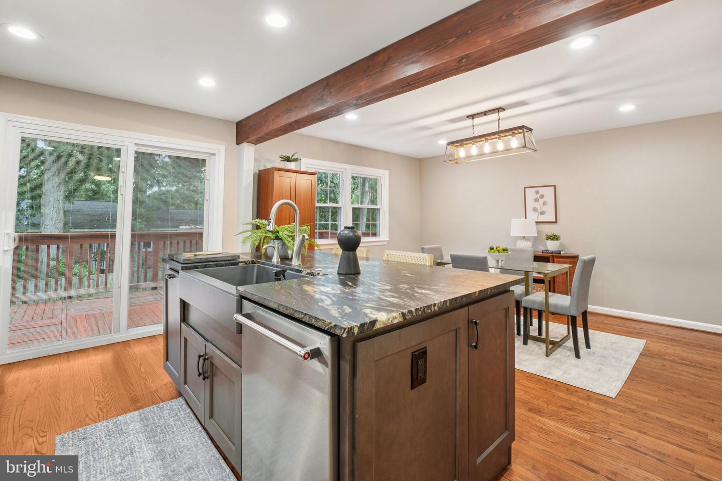 3321 SPRING LN, FALLS CHURCH, Virginia 22041, 3 Bedrooms Bedrooms, ,2 BathroomsBathrooms,Residential,For sale,3321 SPRING LN,VAFX2258930 MLS # VAFX2258930