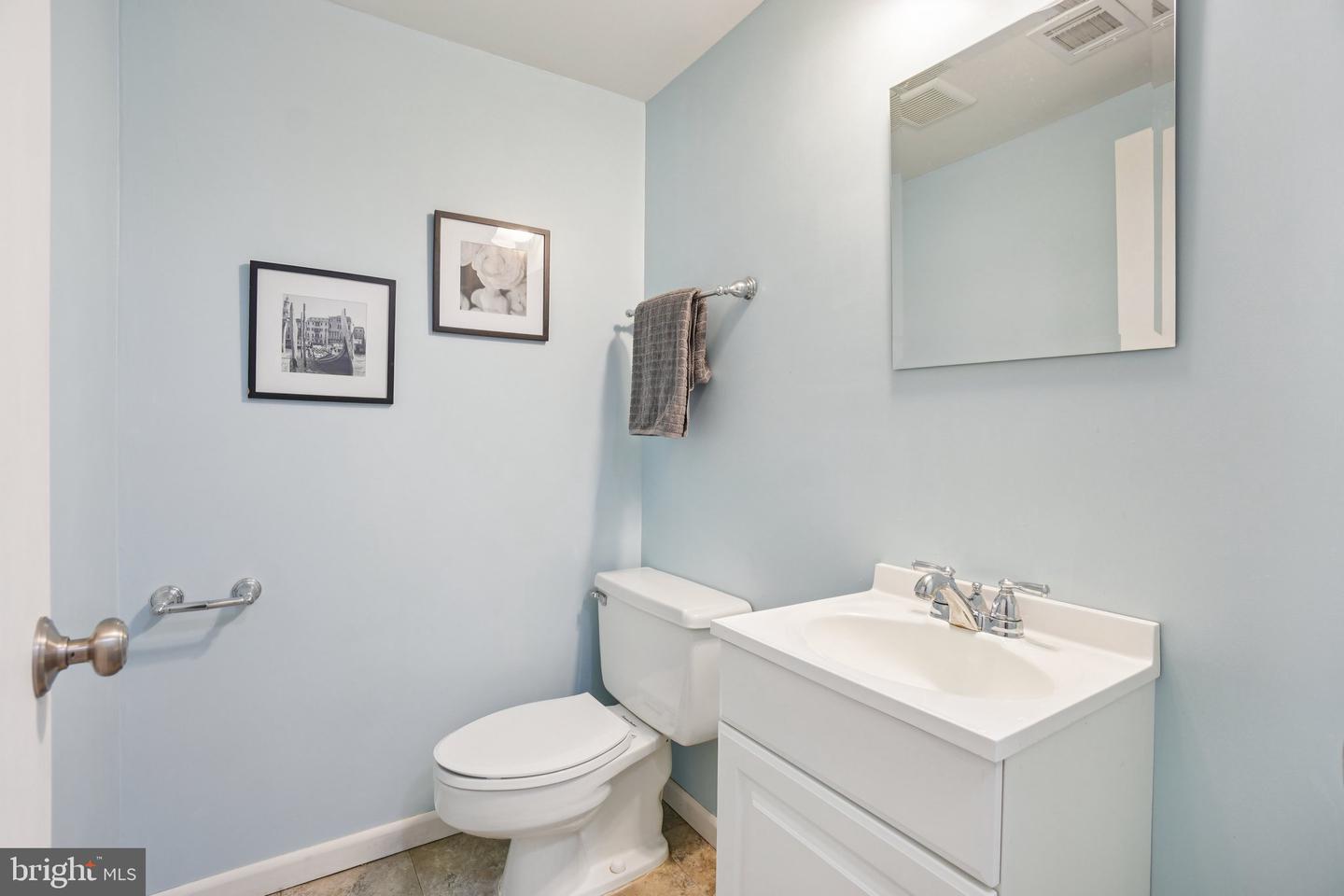 3321 SPRING LN, FALLS CHURCH, Virginia 22041, 3 Bedrooms Bedrooms, ,2 BathroomsBathrooms,Residential,For sale,3321 SPRING LN,VAFX2258930 MLS # VAFX2258930