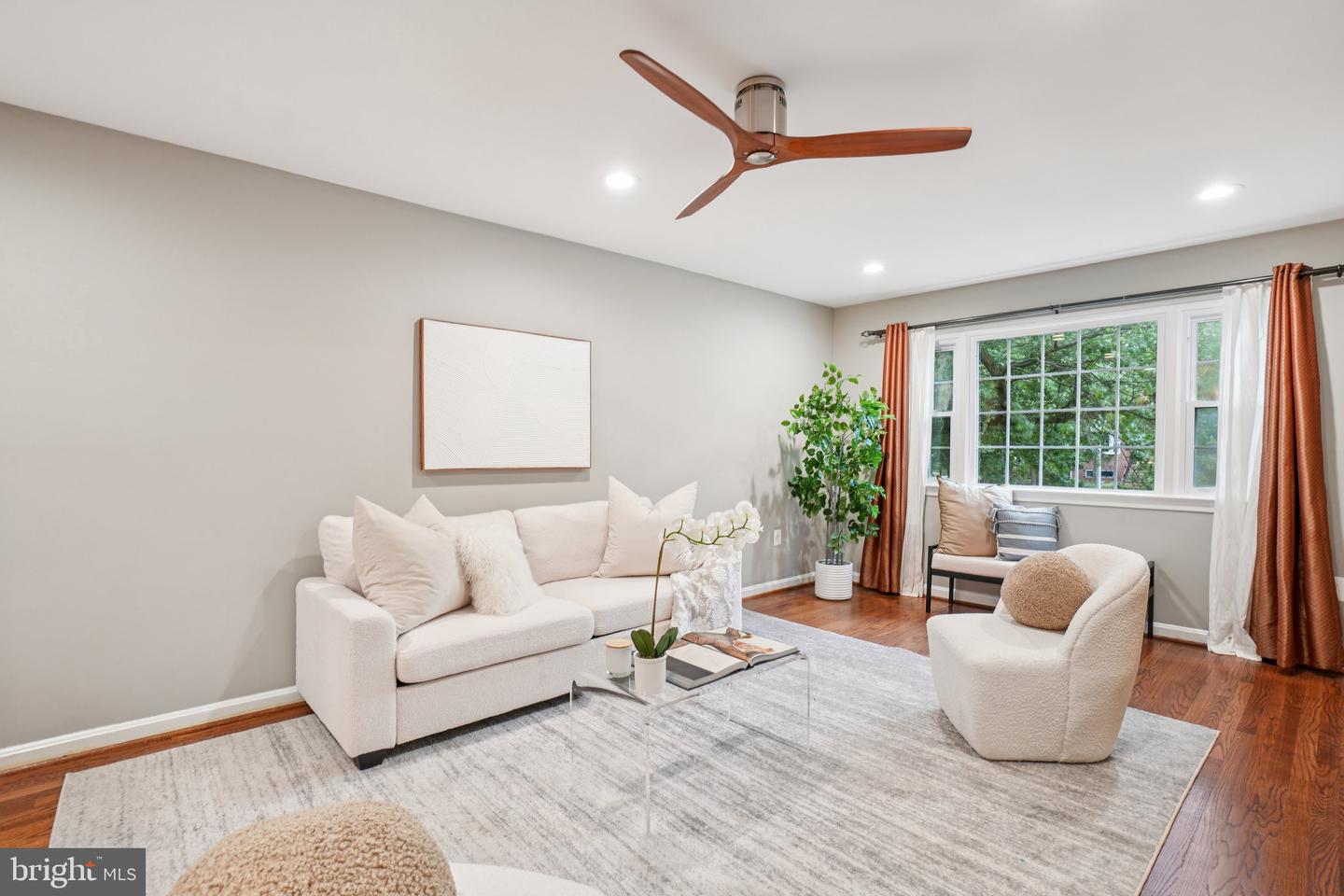 3321 SPRING LN, FALLS CHURCH, Virginia 22041, 3 Bedrooms Bedrooms, ,2 BathroomsBathrooms,Residential,For sale,3321 SPRING LN,VAFX2258930 MLS # VAFX2258930