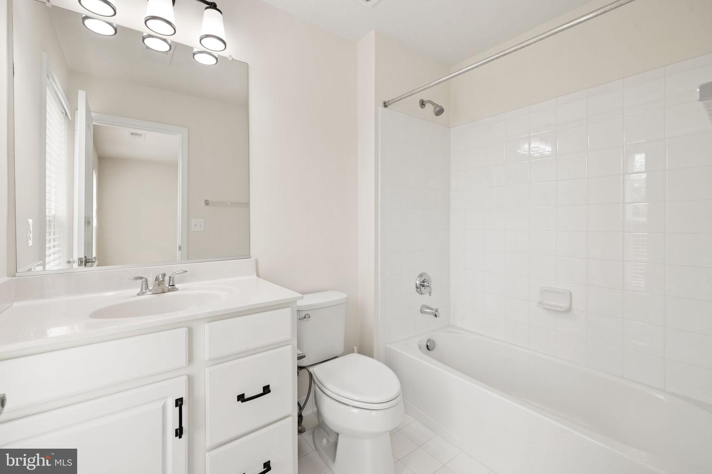 24821 BEARDGRASS PL, ALDIE, Virginia 20105, 5 Bedrooms Bedrooms, ,5 BathroomsBathrooms,Residential,For sale,24821 BEARDGRASS PL,VALO2103704 MLS # VALO2103704