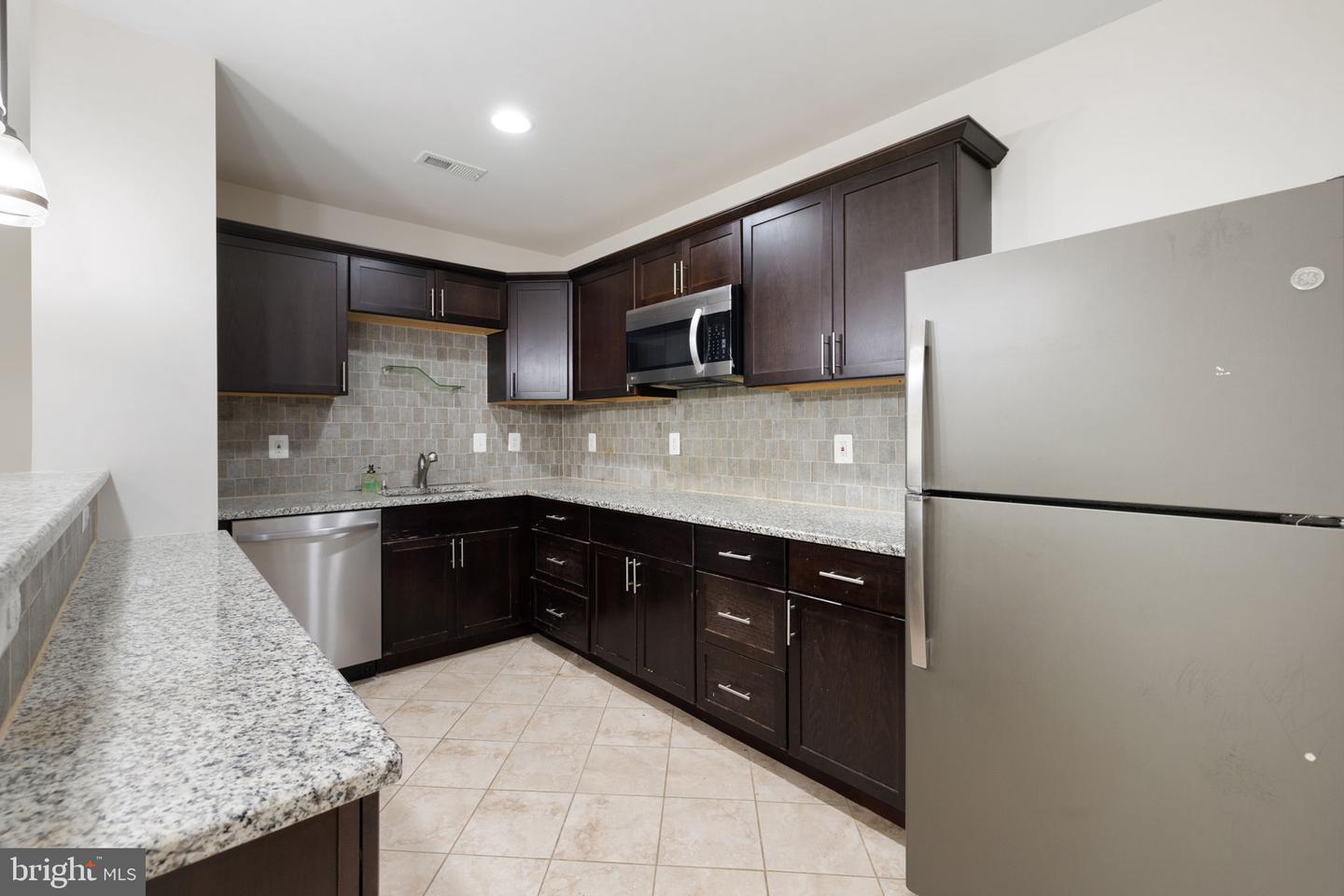 24821 BEARDGRASS PL, ALDIE, Virginia 20105, 5 Bedrooms Bedrooms, ,5 BathroomsBathrooms,Residential,For sale,24821 BEARDGRASS PL,VALO2103704 MLS # VALO2103704