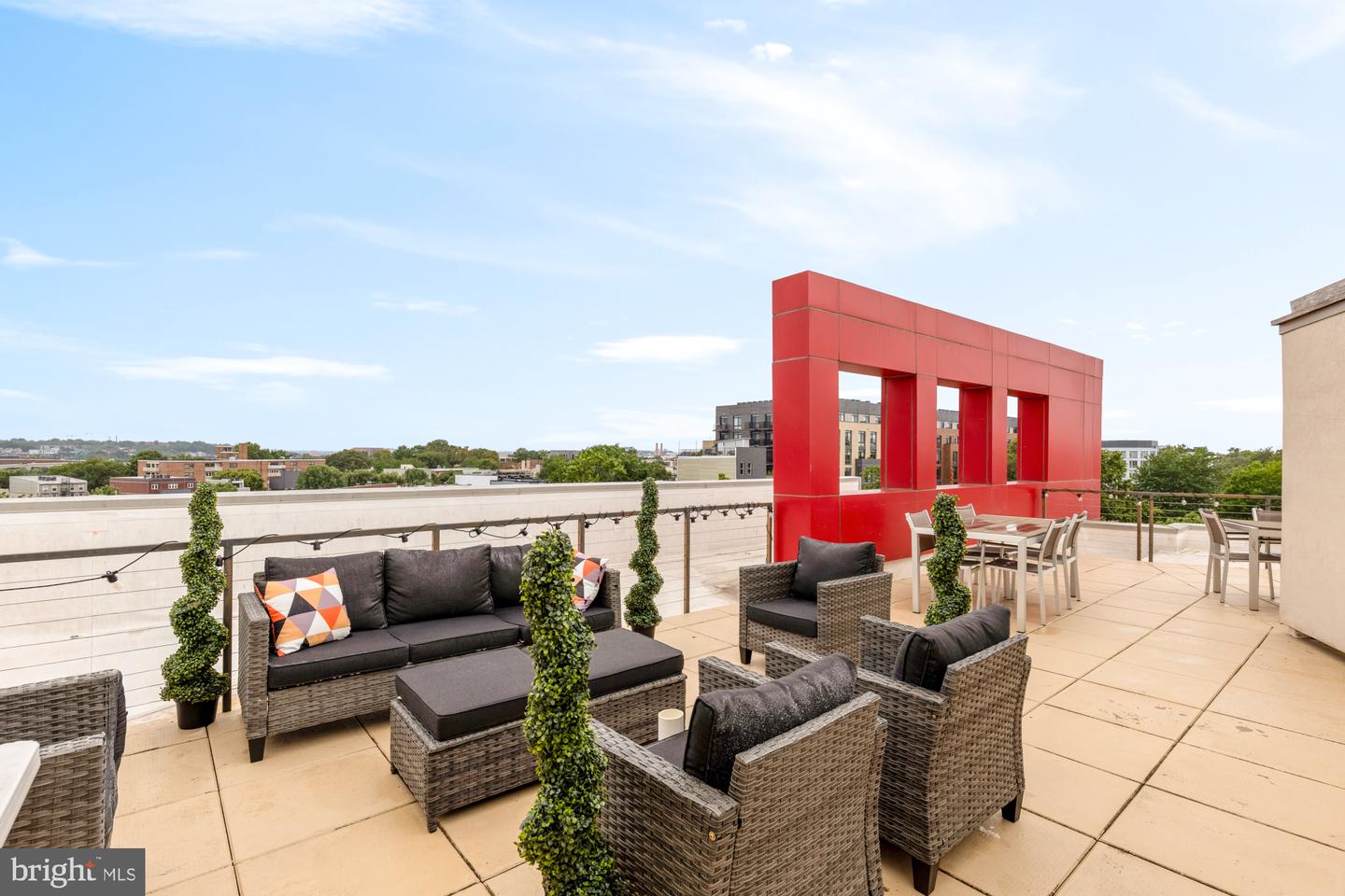 1500 PENNSYLVANIA AVE SE #305, WASHINGTON, District Of Columbia 20003, 1 Bedroom Bedrooms, ,1 BathroomBathrooms,Residential,For sale,1500 PENNSYLVANIA AVE SE #305,DCDC2214548 MLS # DCDC2214548