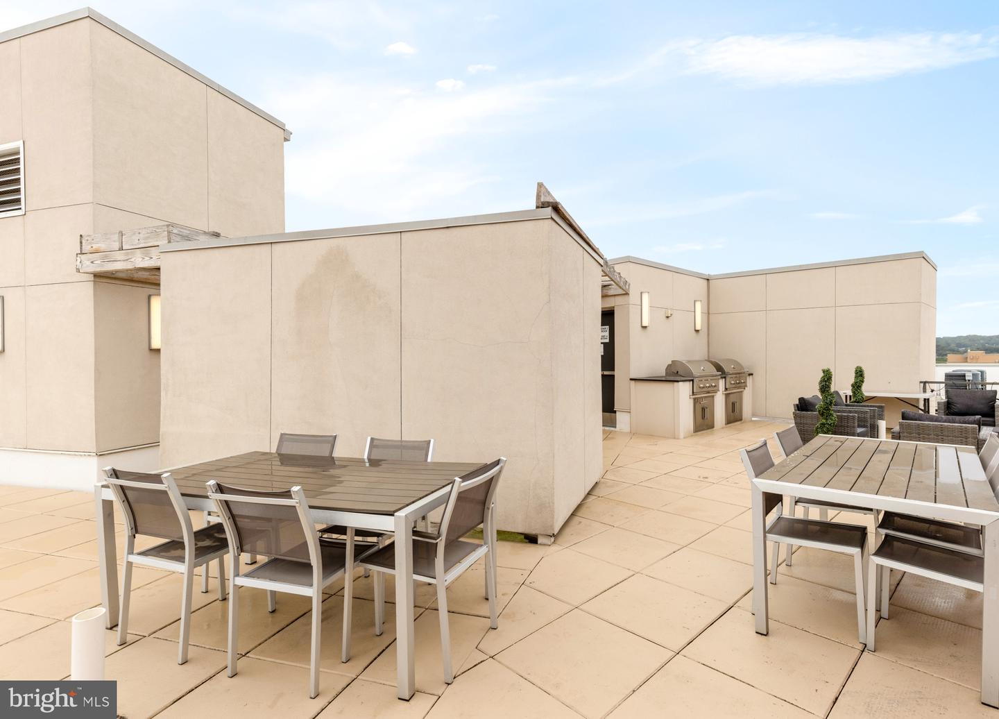 1500 PENNSYLVANIA AVE SE #305, WASHINGTON, District Of Columbia 20003, 1 Bedroom Bedrooms, ,1 BathroomBathrooms,Residential,For sale,1500 PENNSYLVANIA AVE SE #305,DCDC2214548 MLS # DCDC2214548