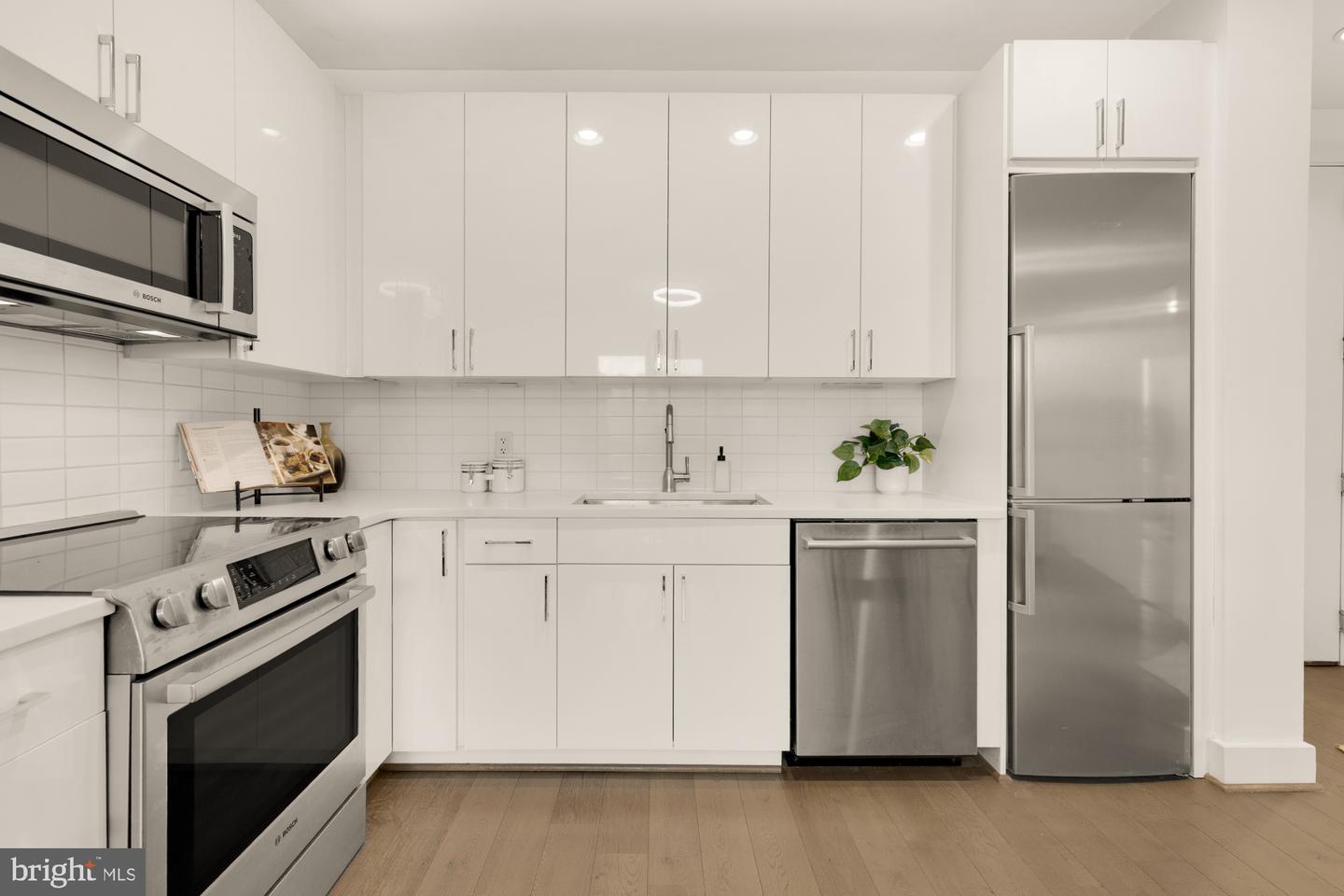 1500 PENNSYLVANIA AVE SE #305, WASHINGTON, District Of Columbia 20003, 1 Bedroom Bedrooms, ,1 BathroomBathrooms,Residential,For sale,1500 PENNSYLVANIA AVE SE #305,DCDC2214548 MLS # DCDC2214548