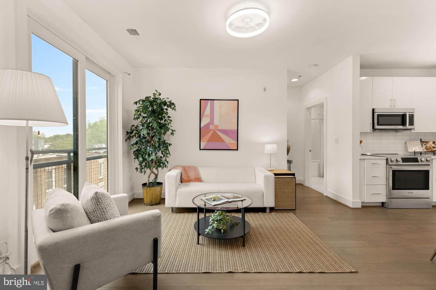 1500 PENNSYLVANIA AVE SE #305, WASHINGTON, District Of Columbia 20003, 1 Bedroom Bedrooms, ,1 BathroomBathrooms,Residential,For sale,1500 PENNSYLVANIA AVE SE #305,DCDC2214548 MLS # DCDC2214548