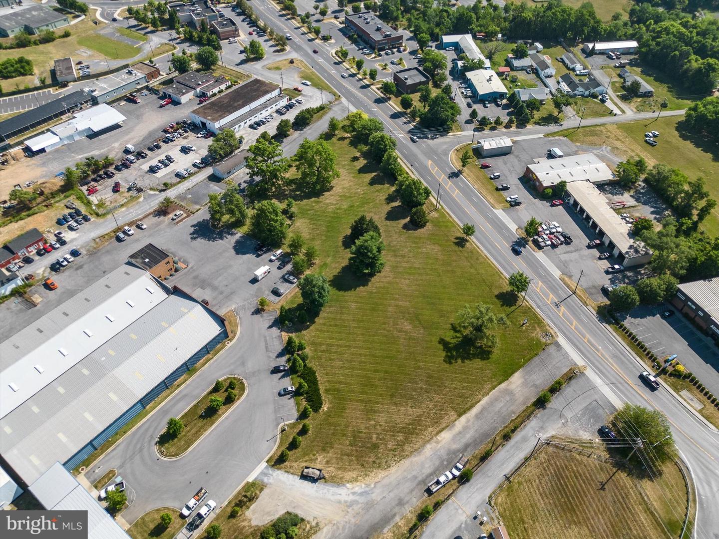 2725 S PLEASANT VALLEY RD, WINCHESTER, Virginia 22601, ,Land,For sale,2725 S PLEASANT VALLEY RD,VAWI2008952 MLS # VAWI2008952