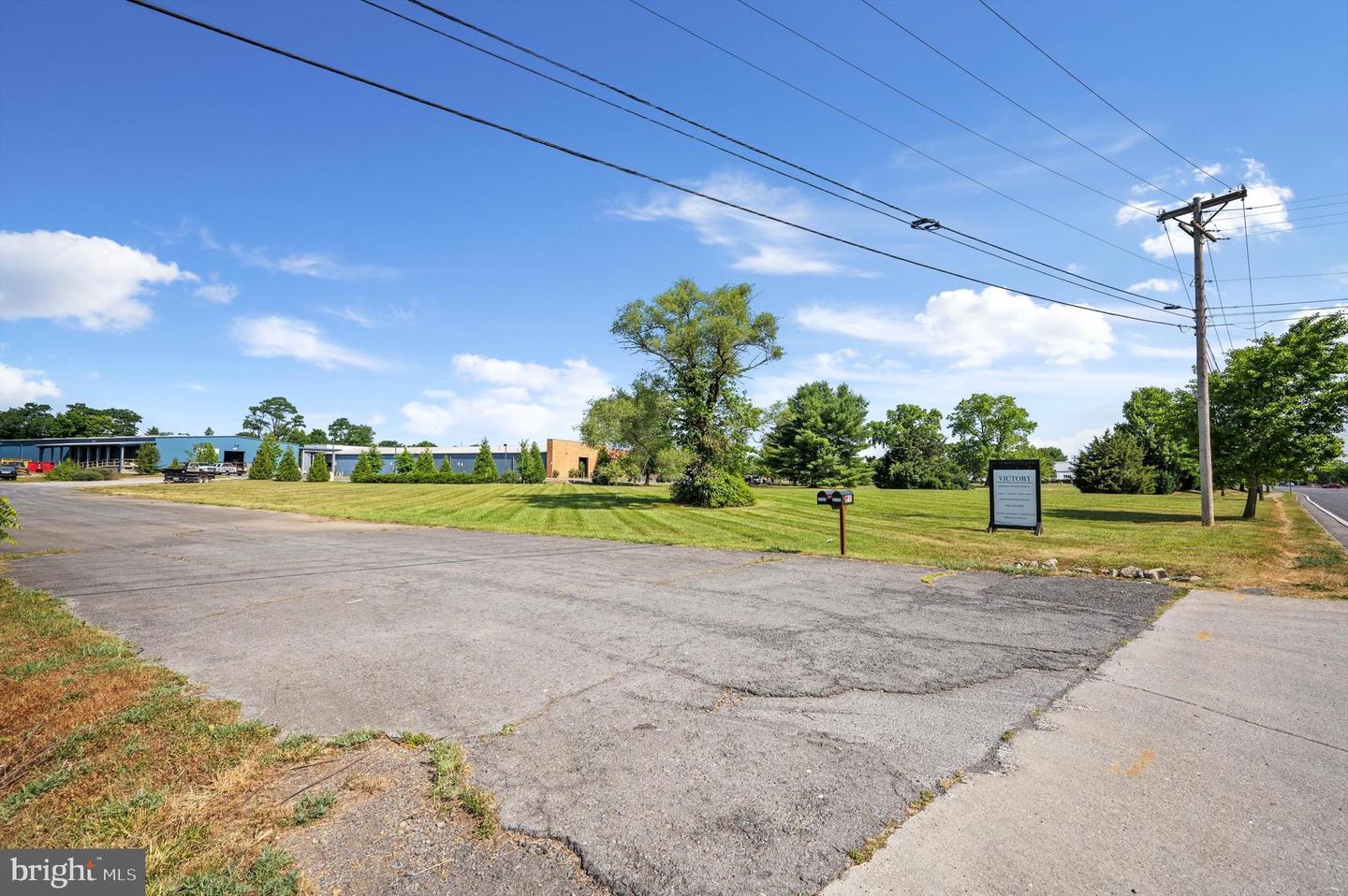 2725 S PLEASANT VALLEY RD, WINCHESTER, Virginia 22601, ,Land,For sale,2725 S PLEASANT VALLEY RD,VAWI2008952 MLS # VAWI2008952