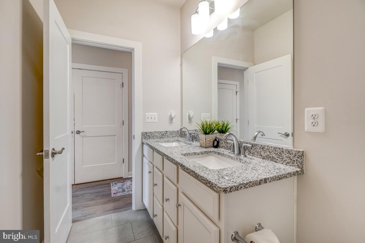 408-B PULLMAN PL, MANASSAS PARK, Virginia 20111, 3 Bedrooms Bedrooms, ,2 BathroomsBathrooms,Residential,For sale,408-B PULLMAN PL,VAMP2003250 MLS # VAMP2003250